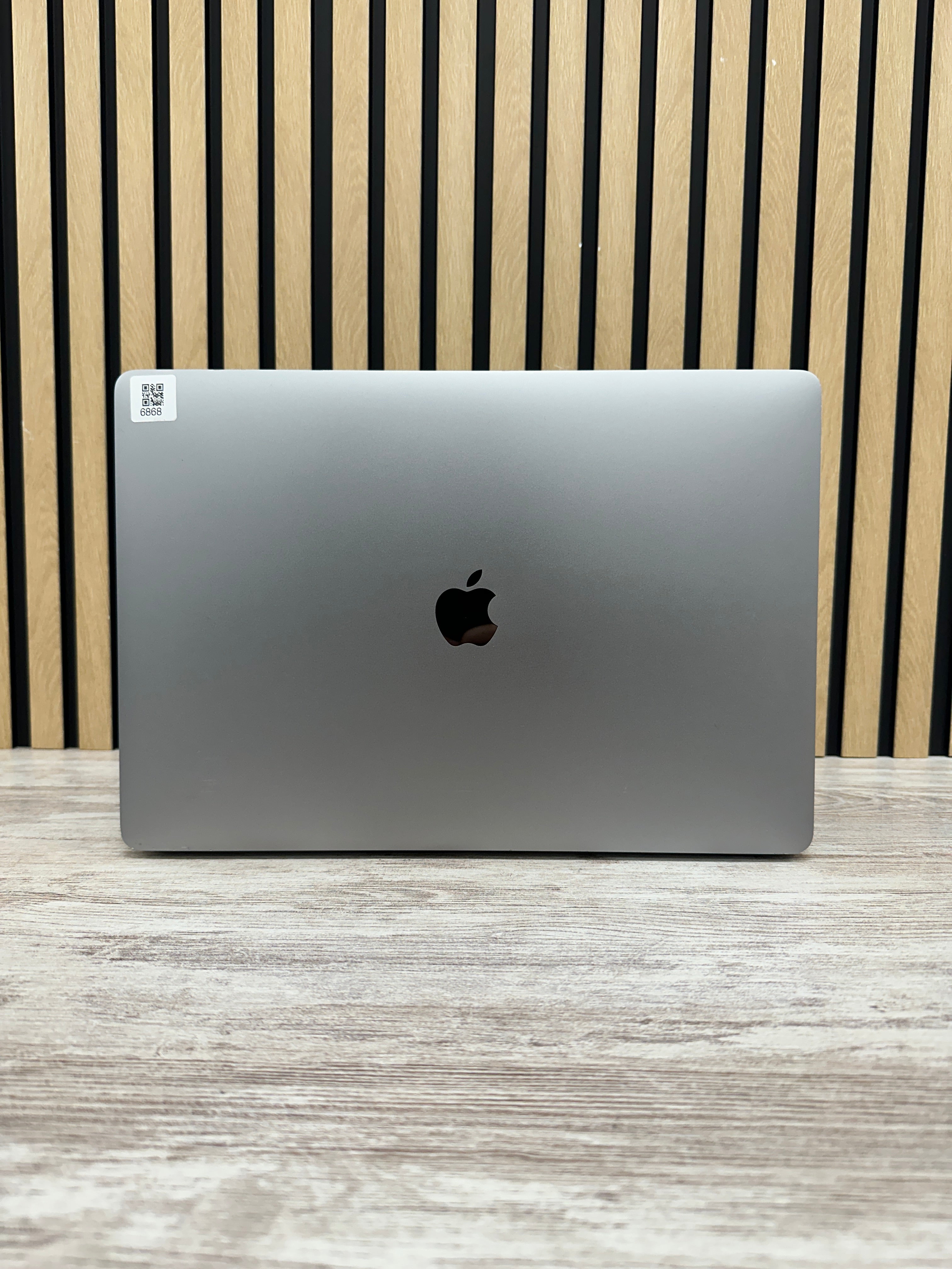 MacBook Pro 15" 2018 i7 32gb 500gb SSD