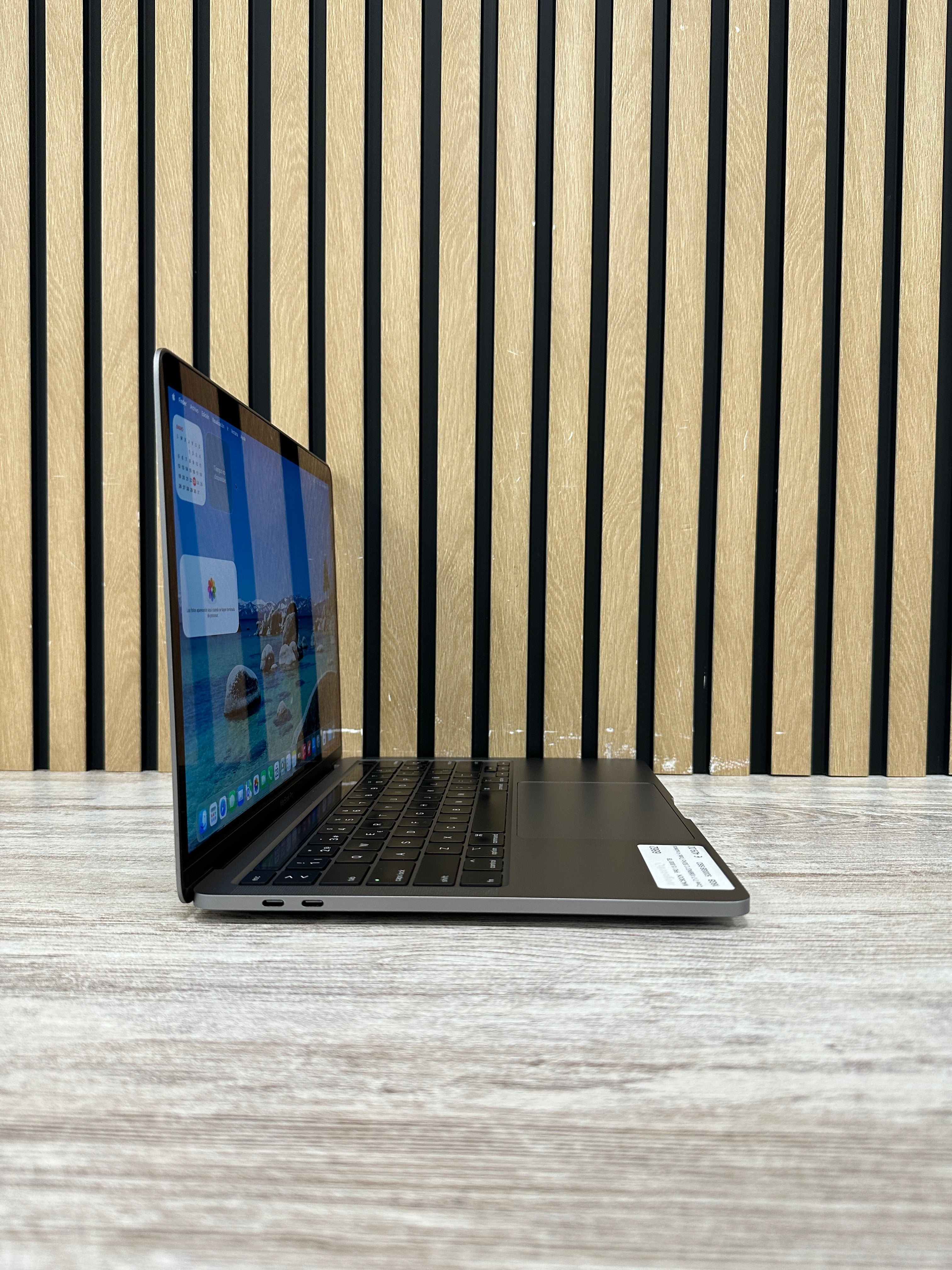 MacBook Pro 13" 2020 TB i7 16gb 500gb SSD