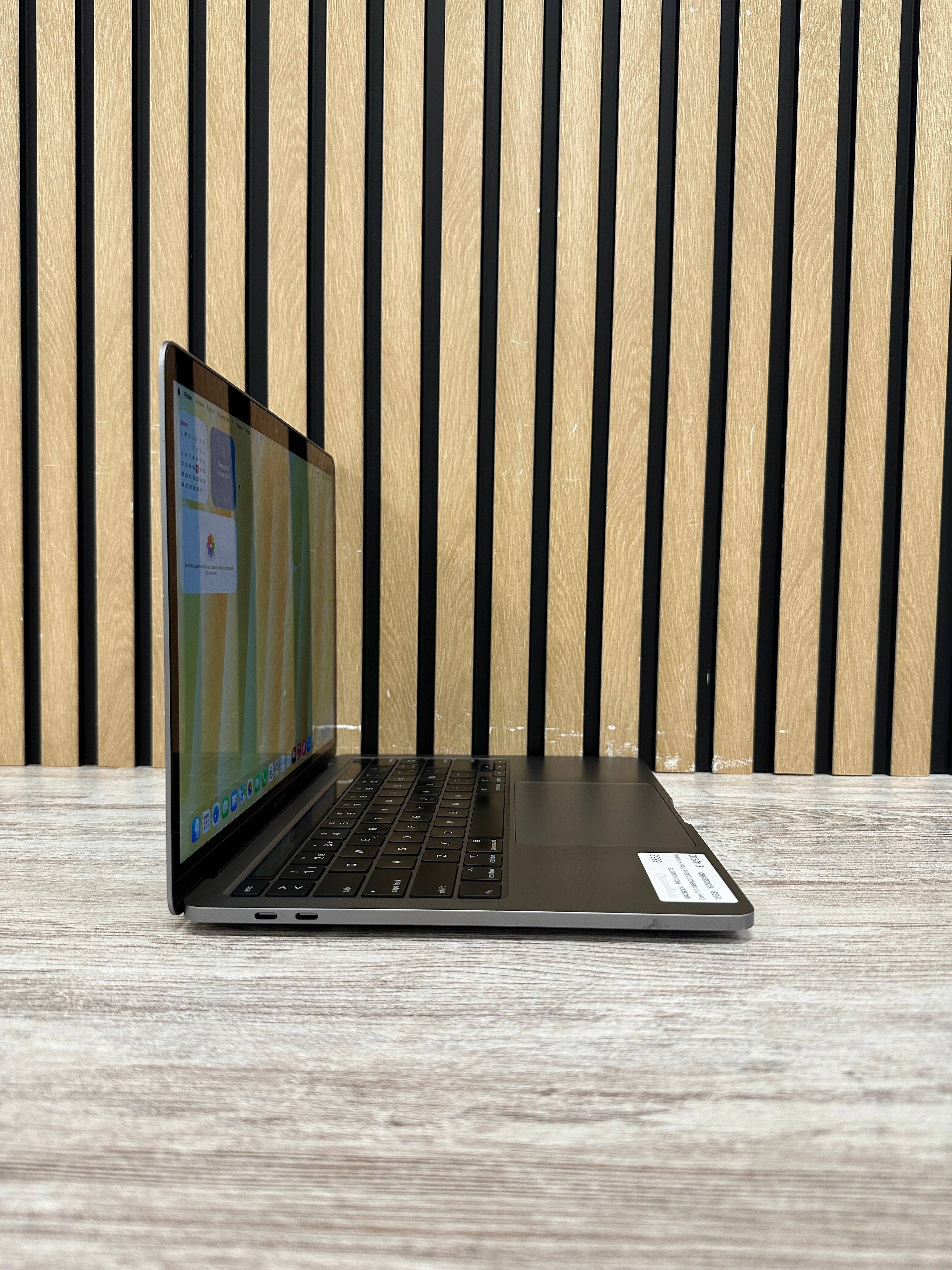 MacBook Pro 13" 2020 TB i7 16gb 500gb SSD