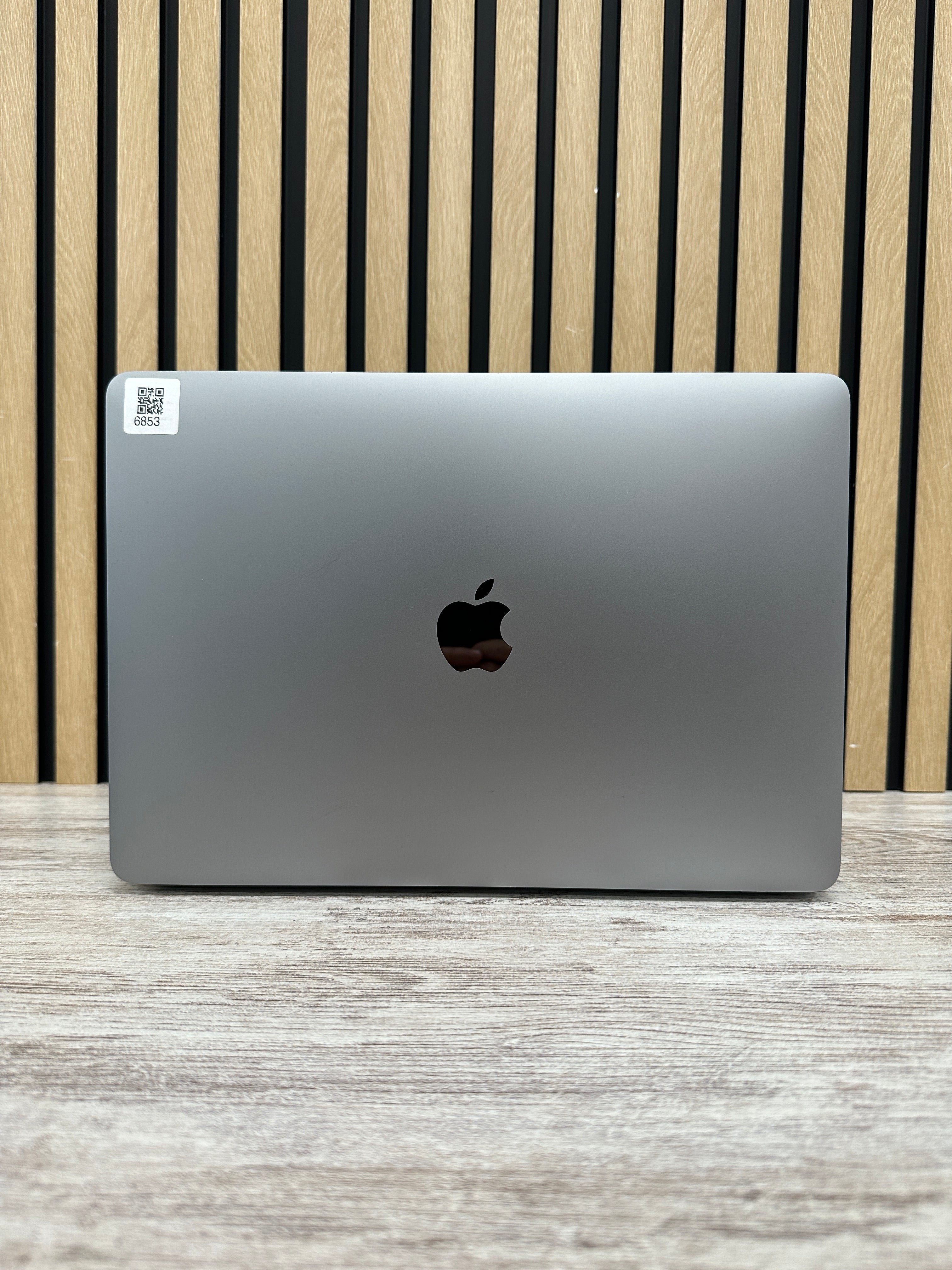 MacBook Pro 13" 2020 TB i7 16gb 500gb SSD