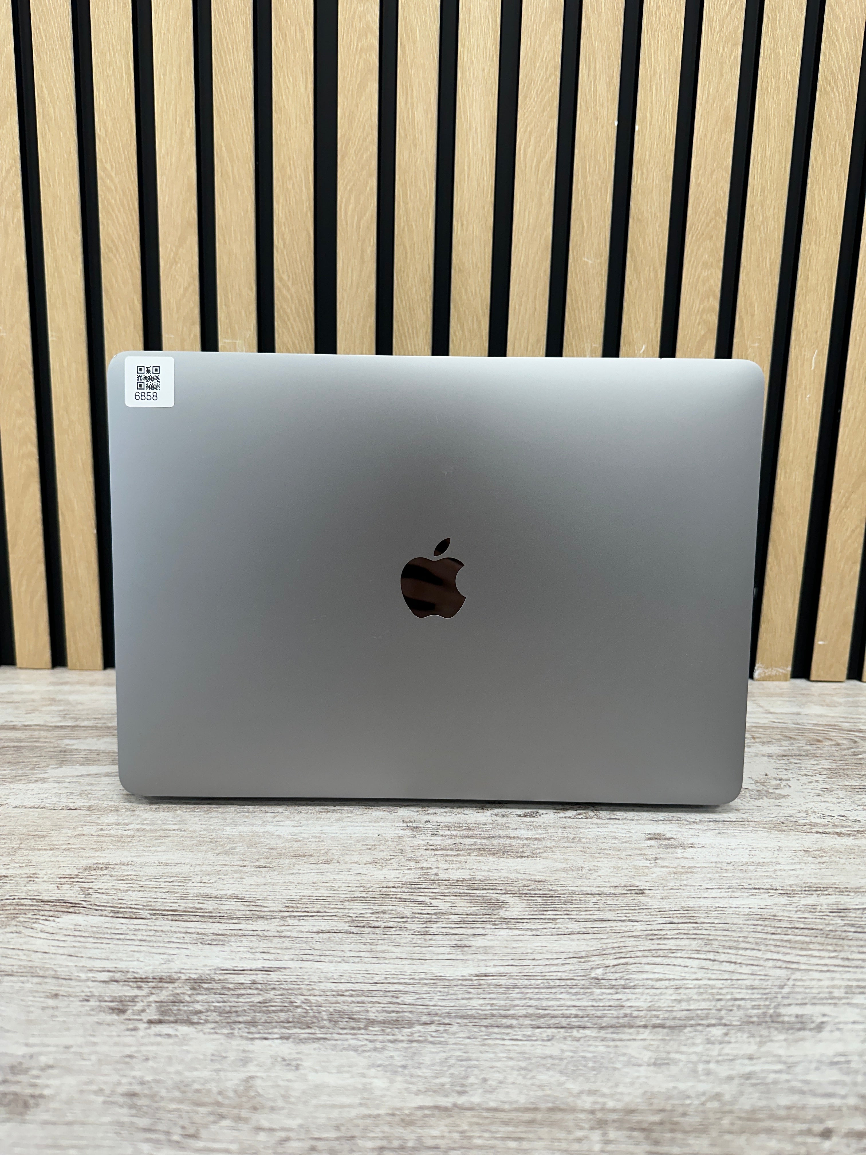 MacBook Pro 13" 2020 TB i7 16gb 500gb SSD