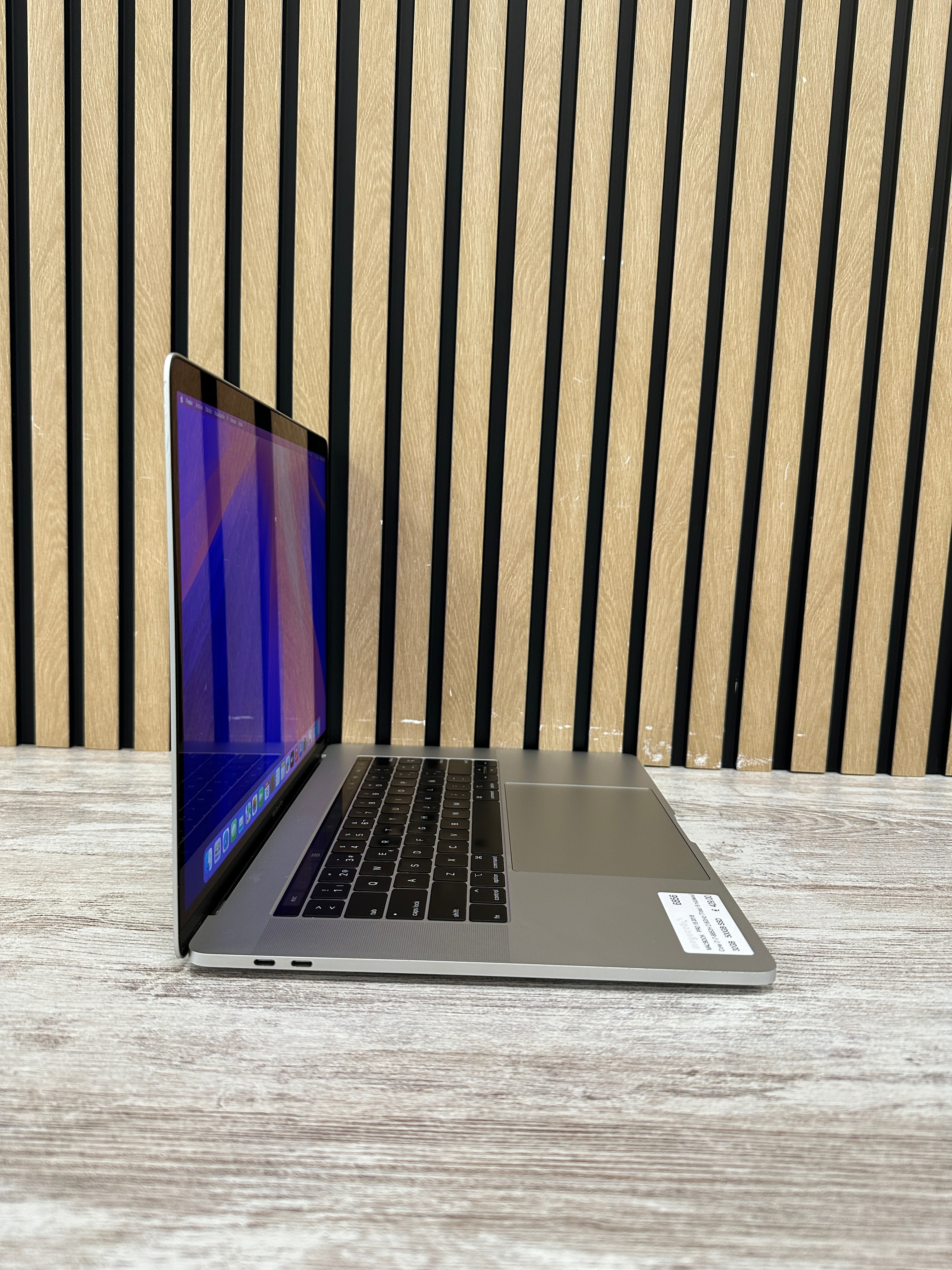 MacBook Pro 15" 2018 i7 32gb 500gb SSD