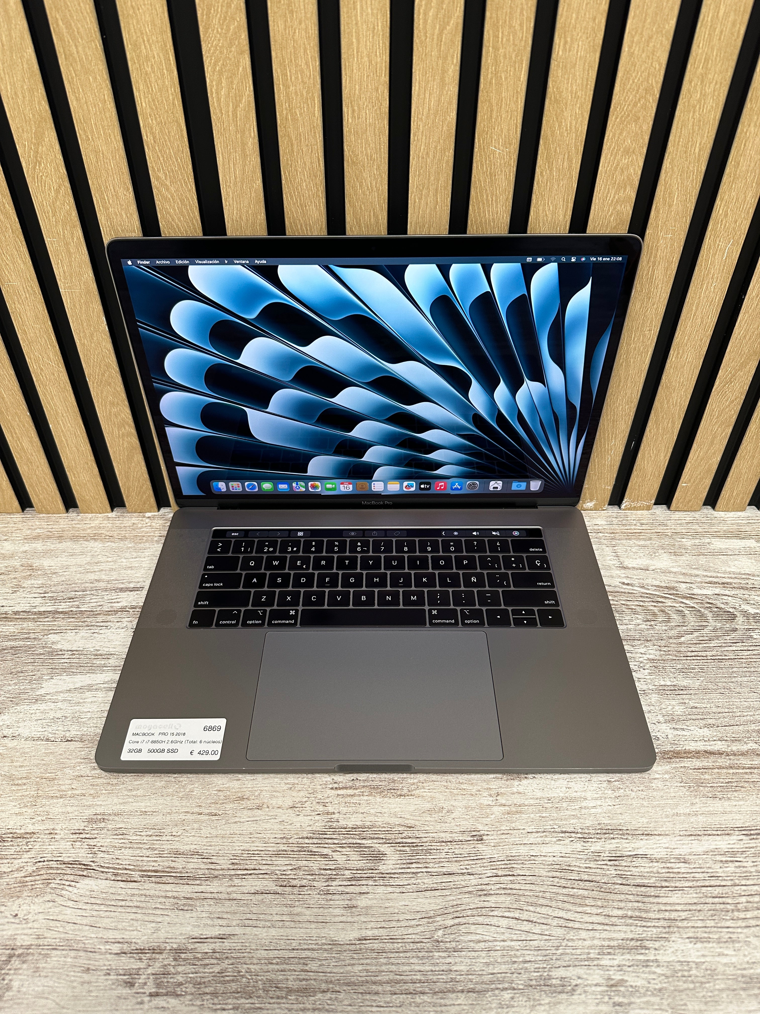 MacBook Pro 15" 2018 i7 32gb 500gb SSD