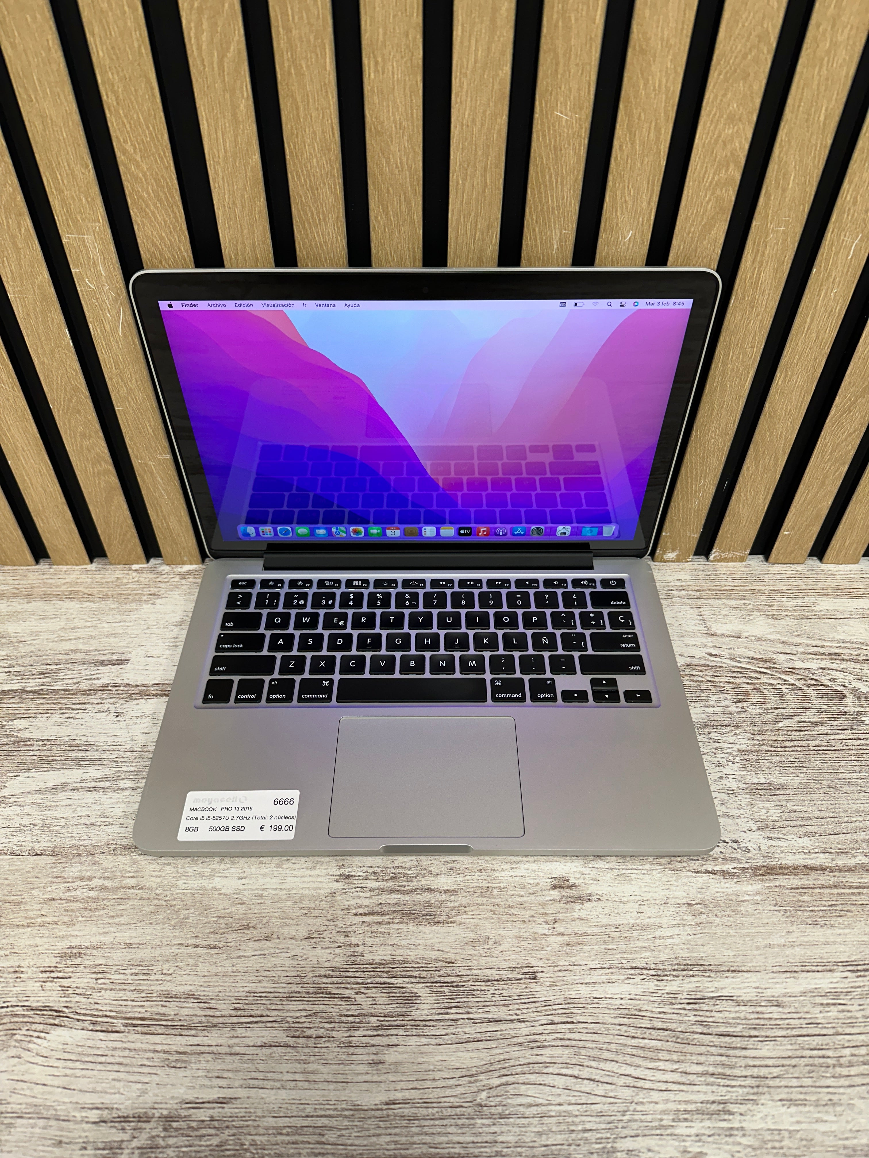 MacBook Pro 13" 2015 i5 8gb 500gb SSD