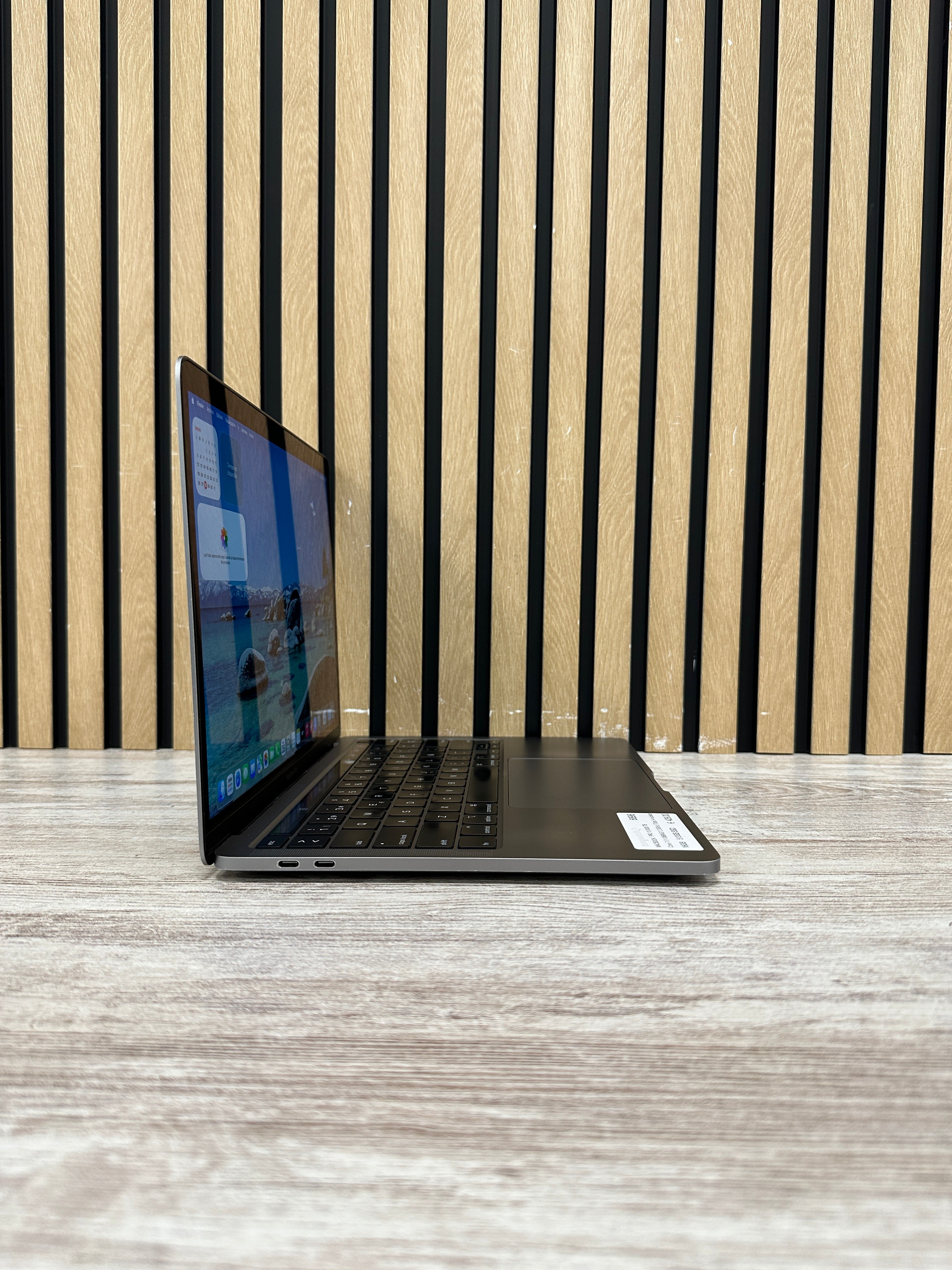 MacBook Pro 13" 2020 TB i7 16gb 512gb SSD - Moyacell