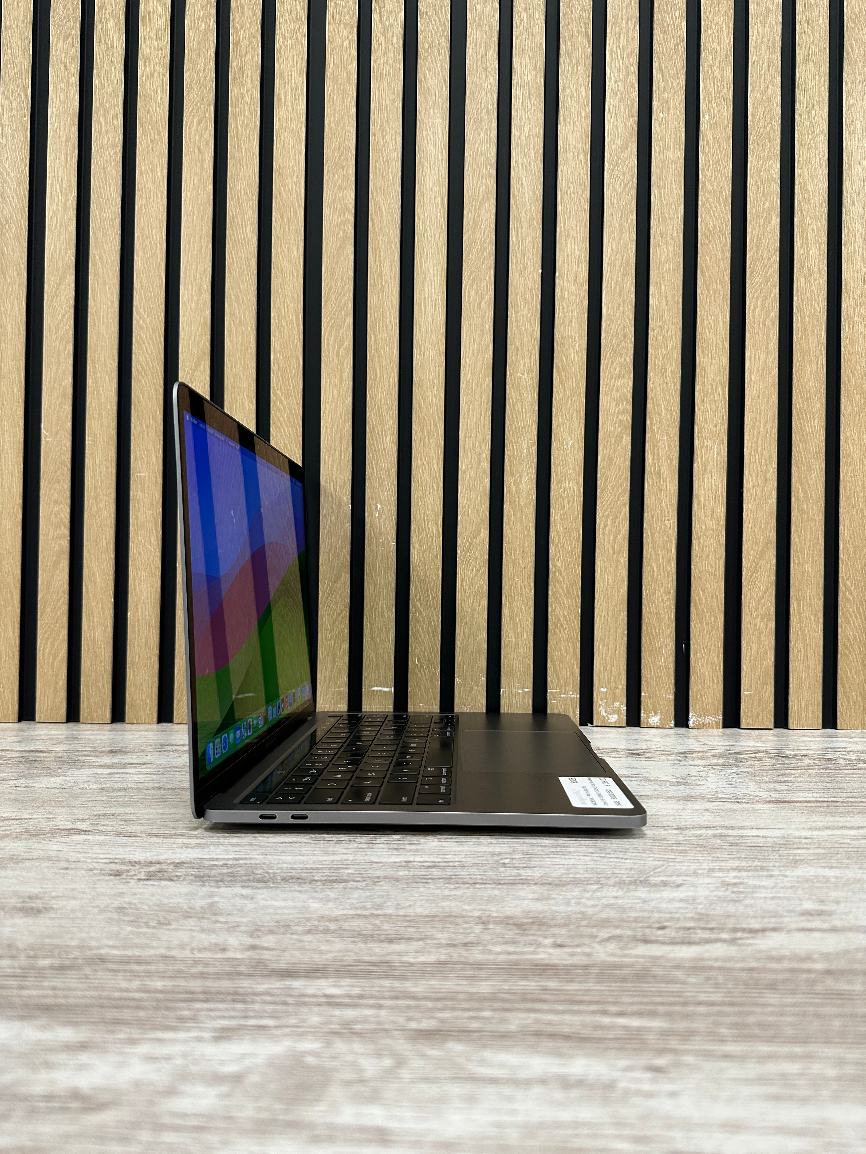 MacBook Pro 13" 2020 TB i5 16gb 500gb SSD - Moyacell