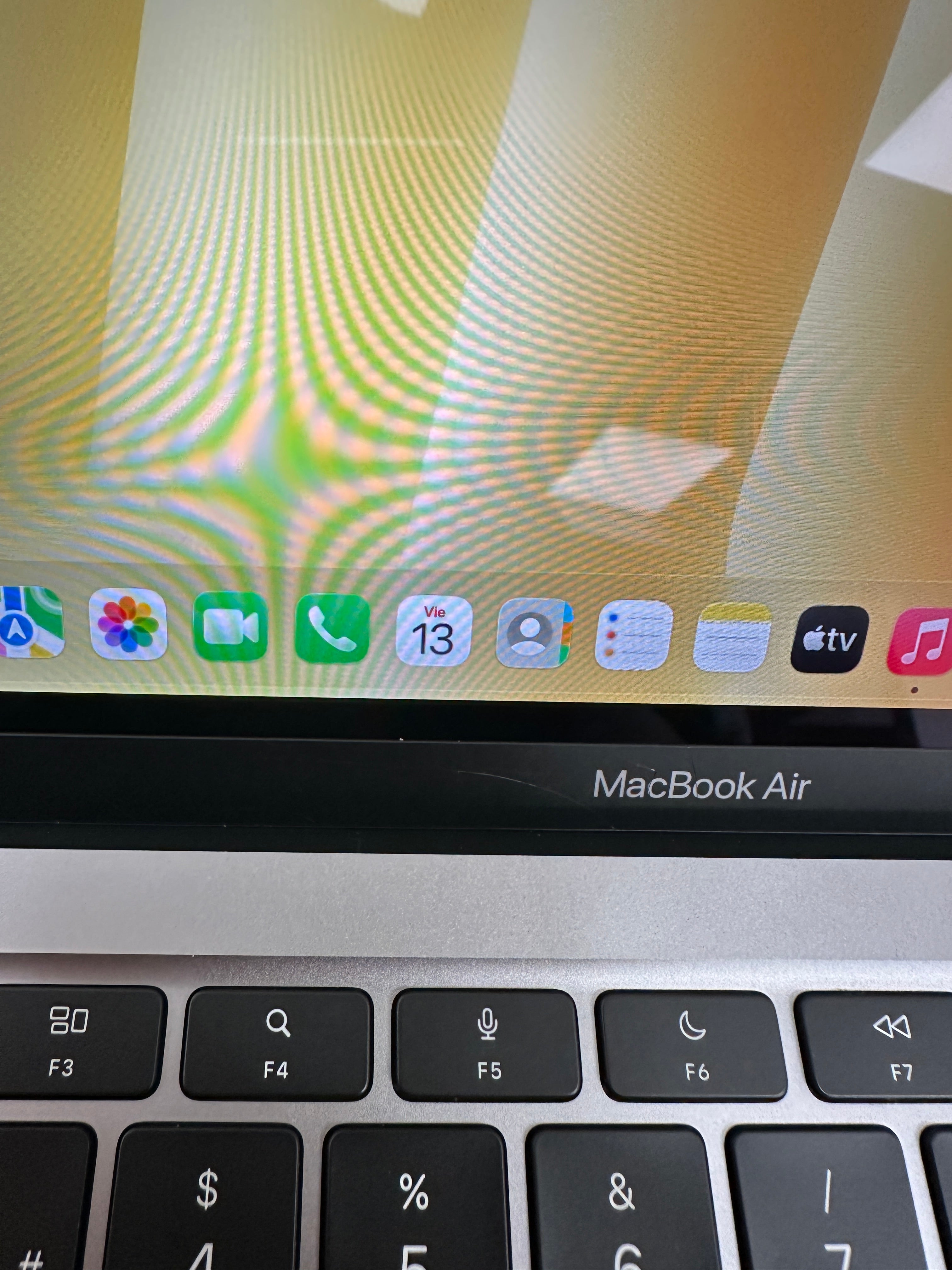 MacBook Air 13" 2020 M1 8gb 256gb SSD
