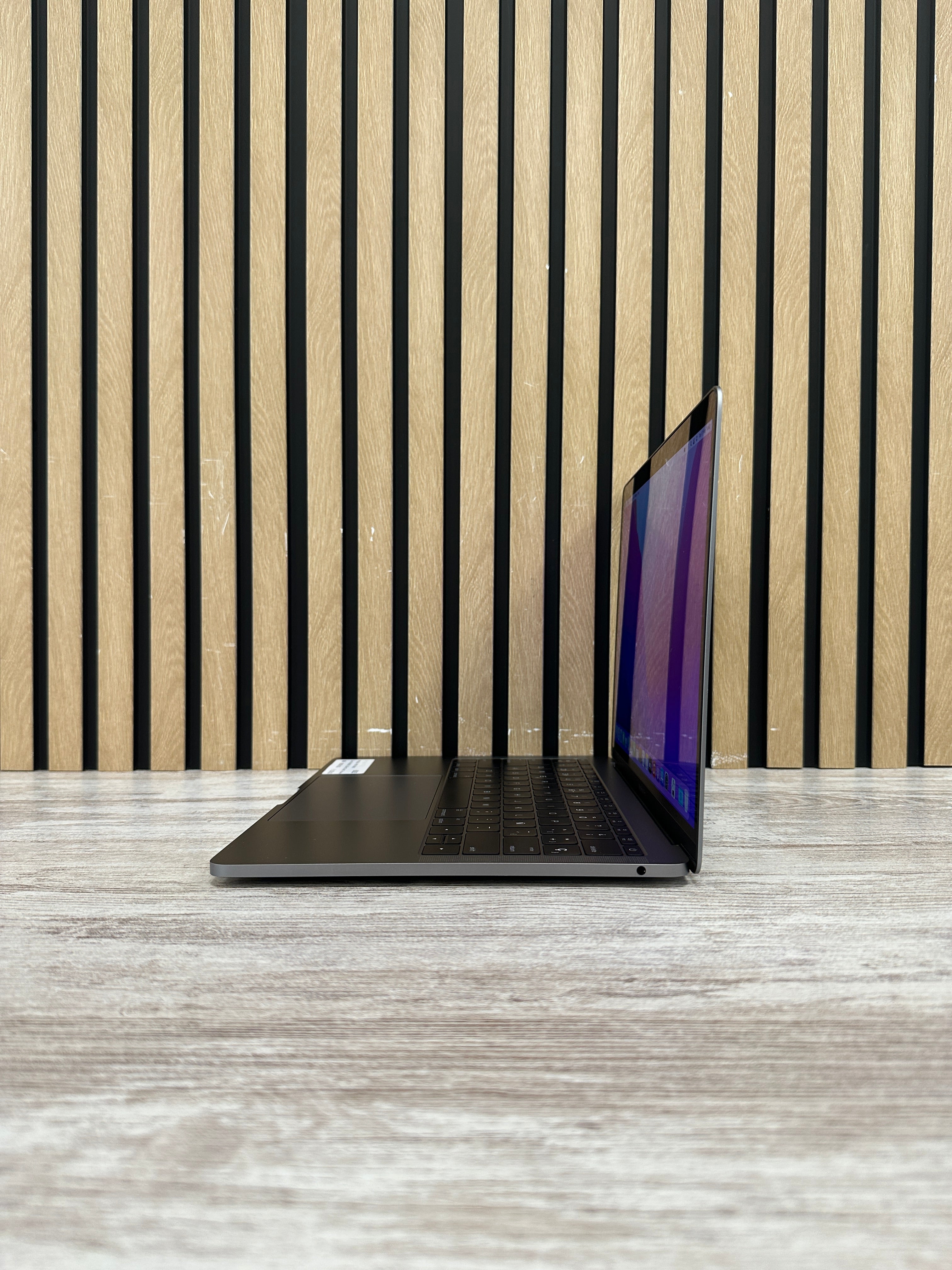 MacBook Pro 13" 2016 i5 8gb 256gb SSD - Moyacell