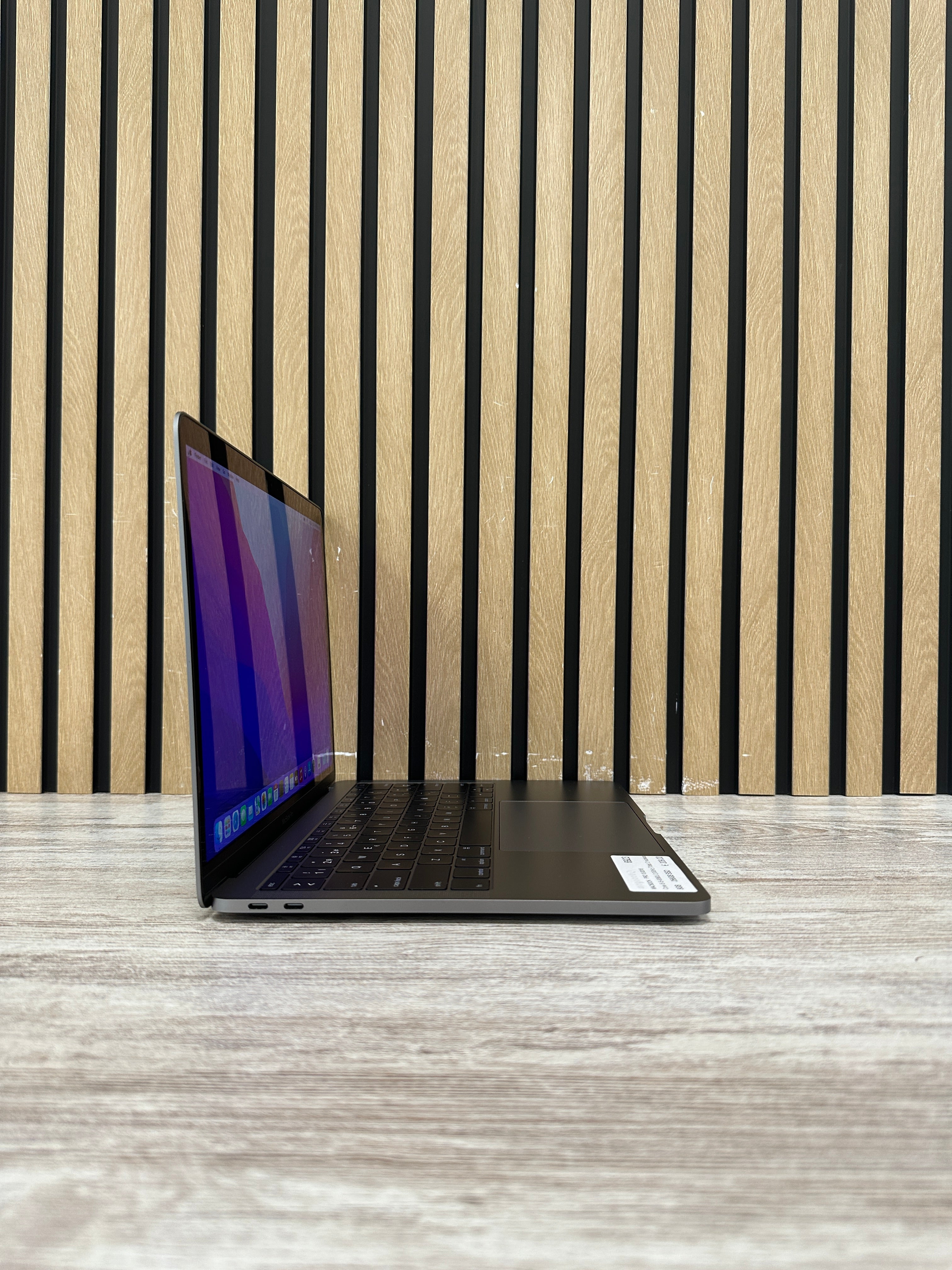 MacBook Pro 13" 2016 i5 8gb 256gb SSD - Moyacell