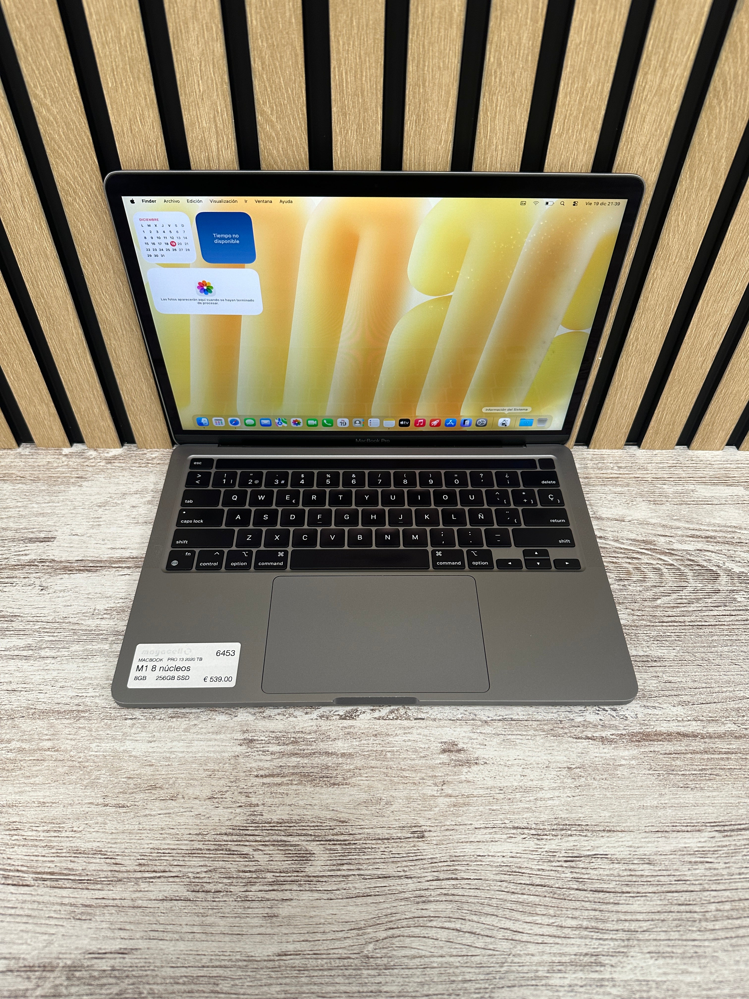 MacBook Pro 13" 2020 TB M1 8gb 256gb SSD - Moyacell