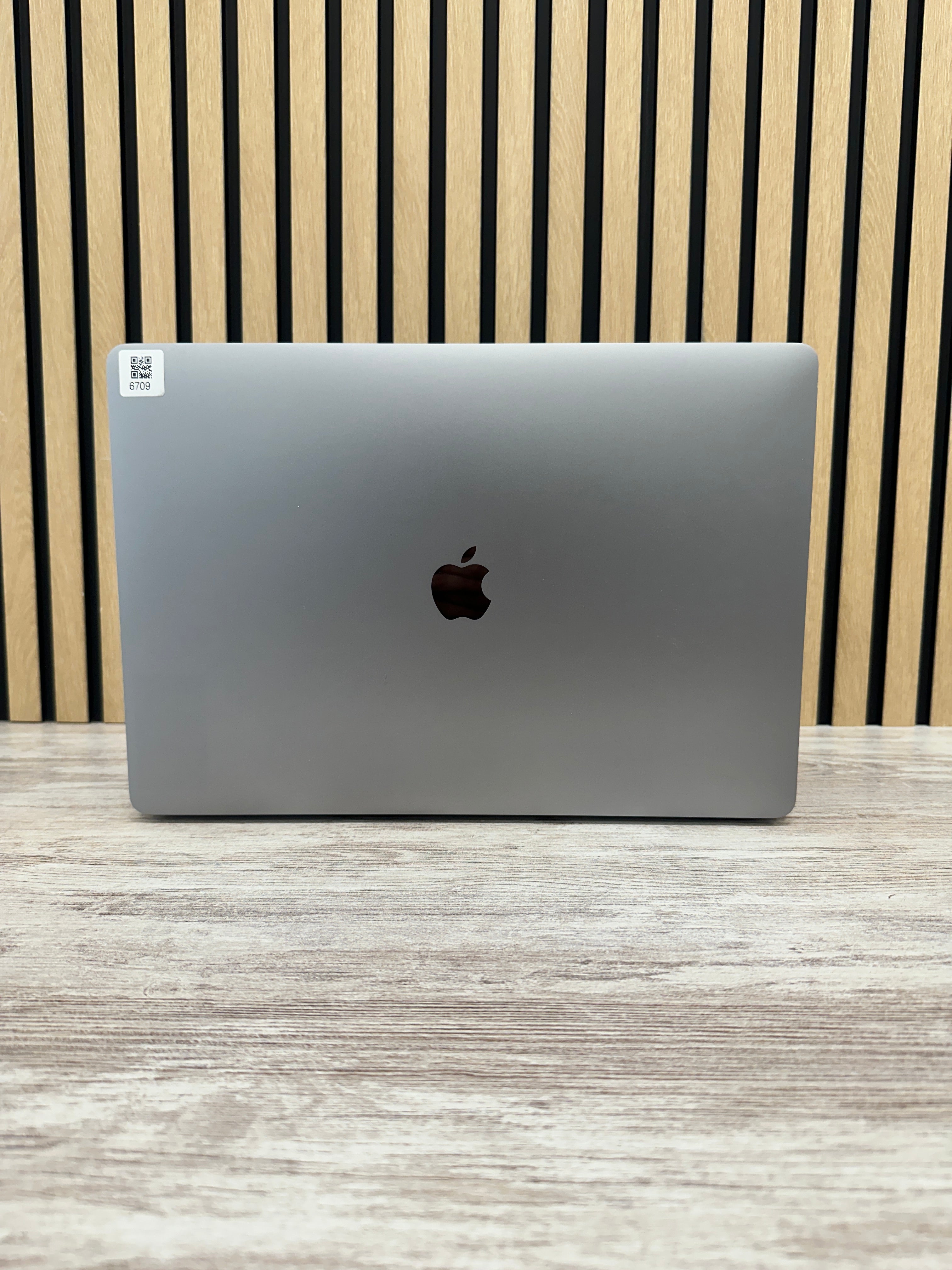 MacBook Pro 16" 2019 i9 16gb 500gb SSD - Moyacell