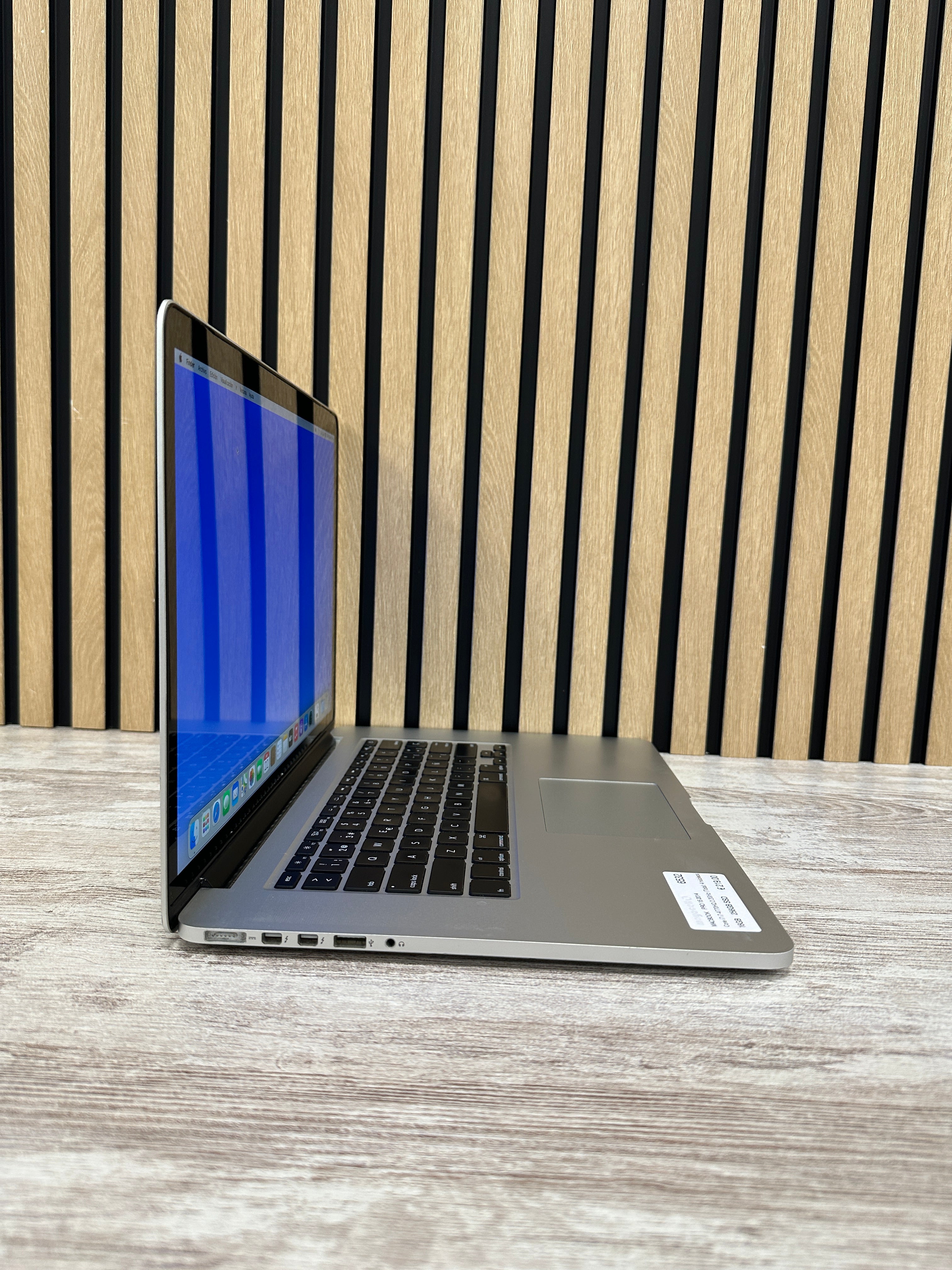 MacBook Pro 15" 2014 i7 16gb 256gb SSD - Moyacell