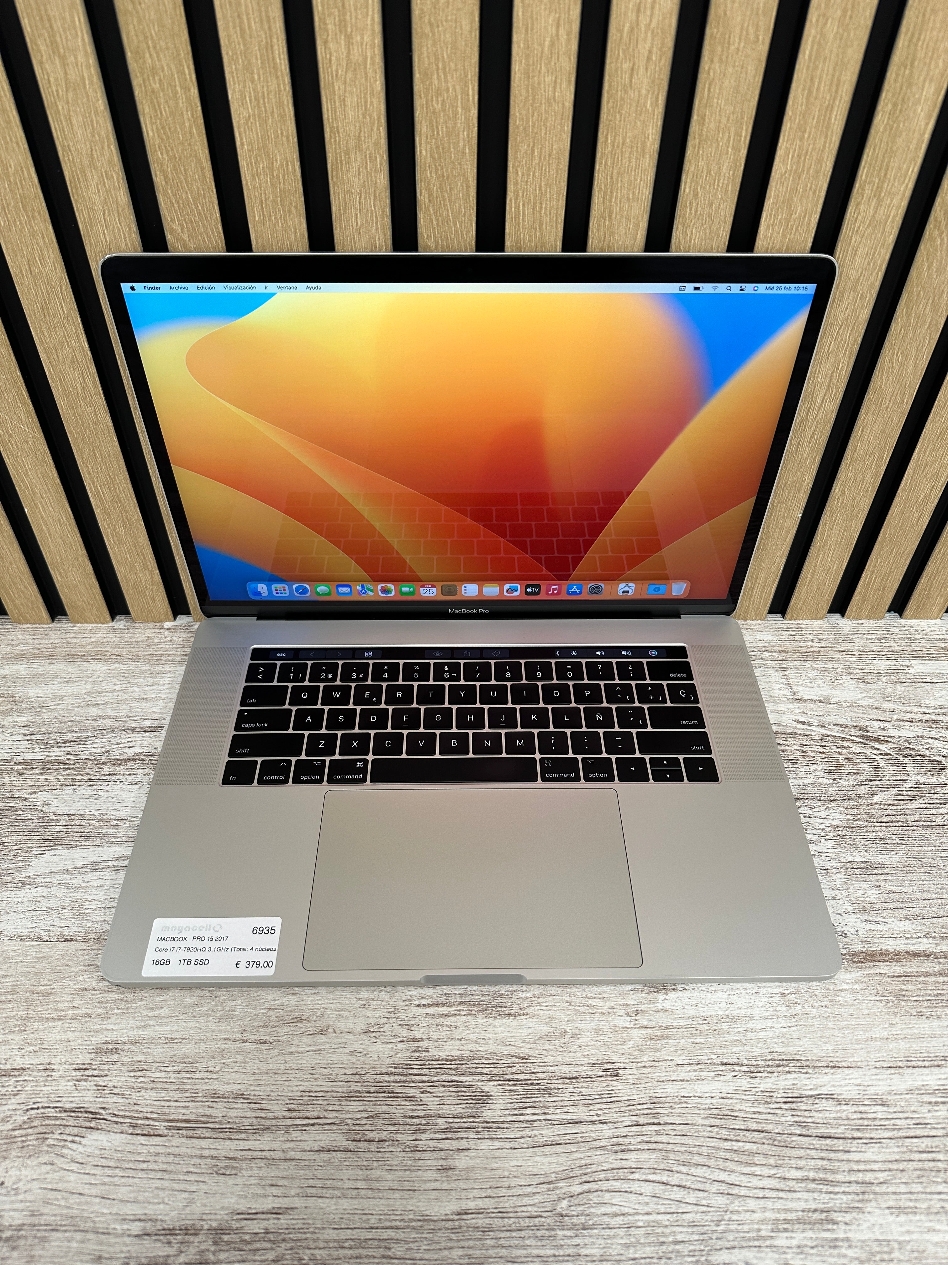 MacBook Pro 15" 2017 i7 16gb 1tb SSD - Moyacell