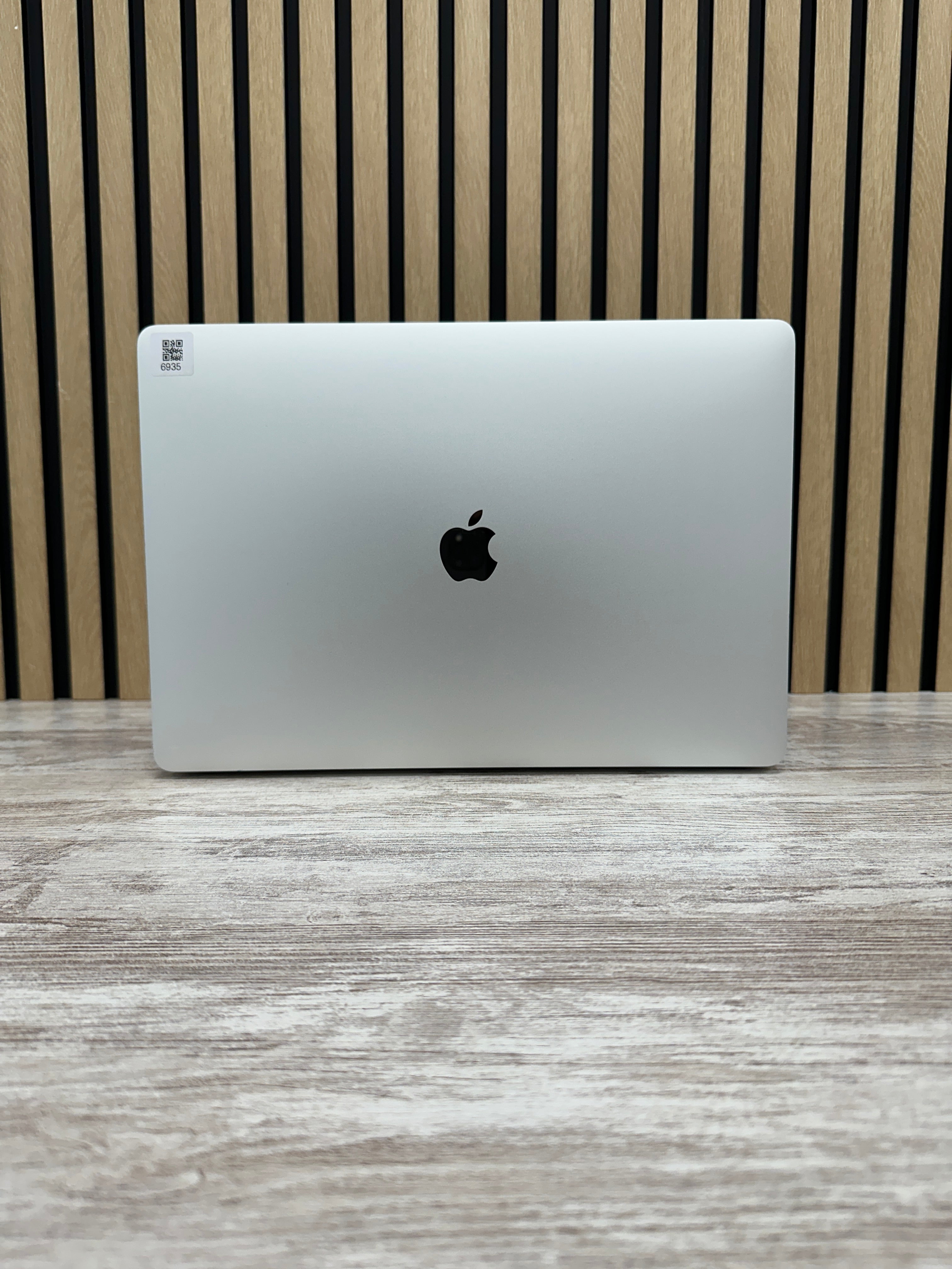 MacBook Pro 15" 2017 i7 16gb 1tb SSD - Moyacell