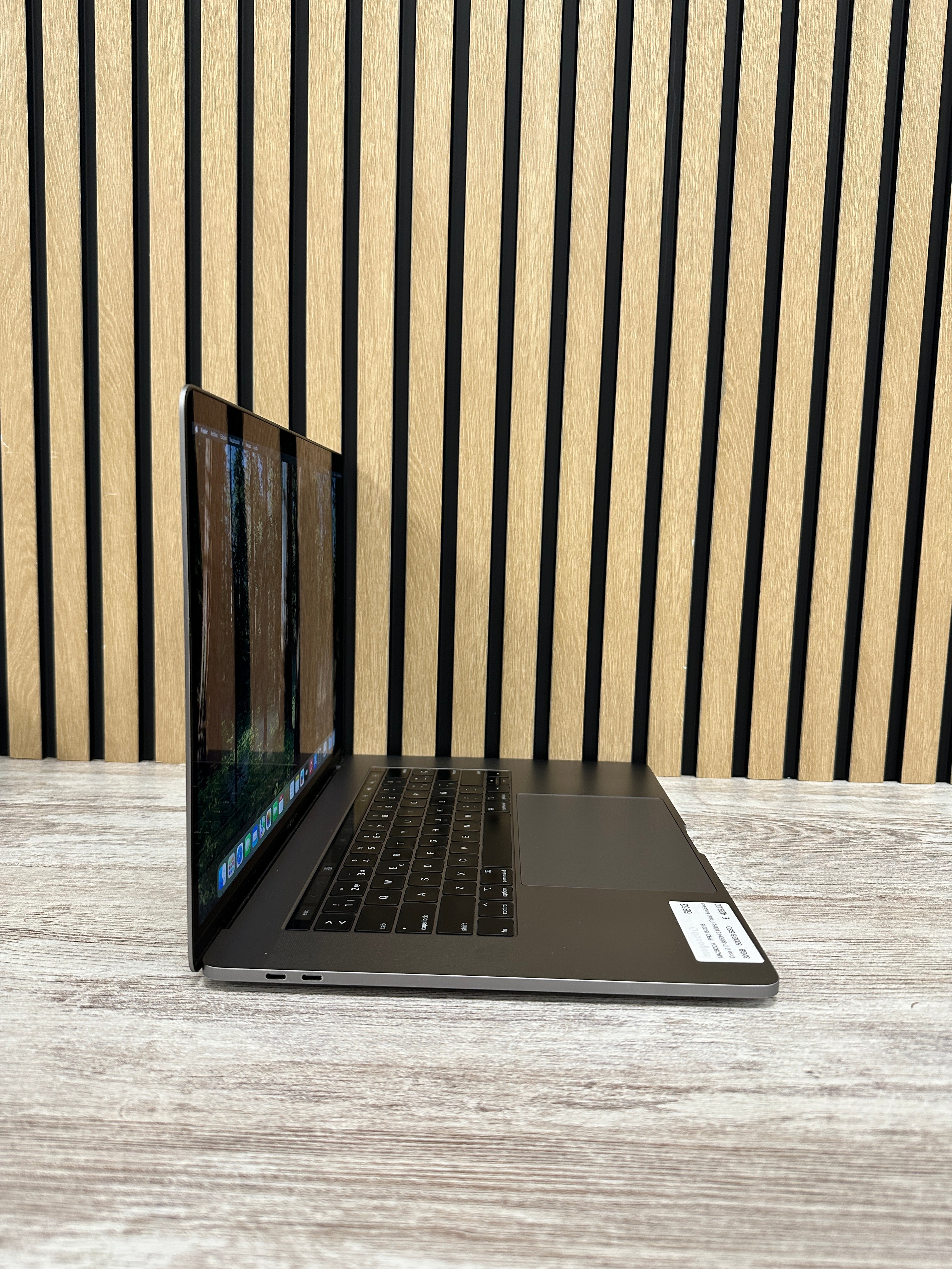 MacBook Pro 15" 2018 i7 32gb 500gb SSD - Moyacell