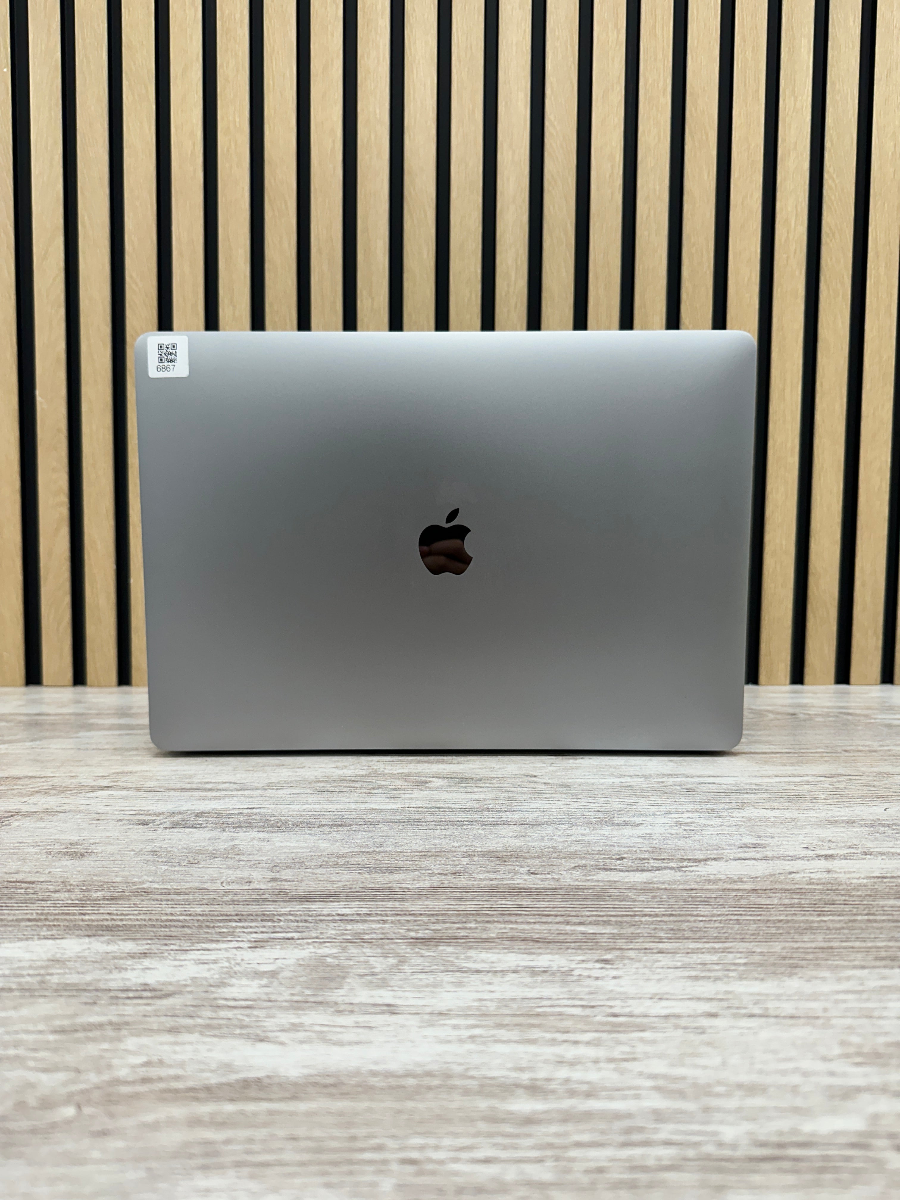 MacBook Pro 15" 2018 i7 32gb 500gb SSD