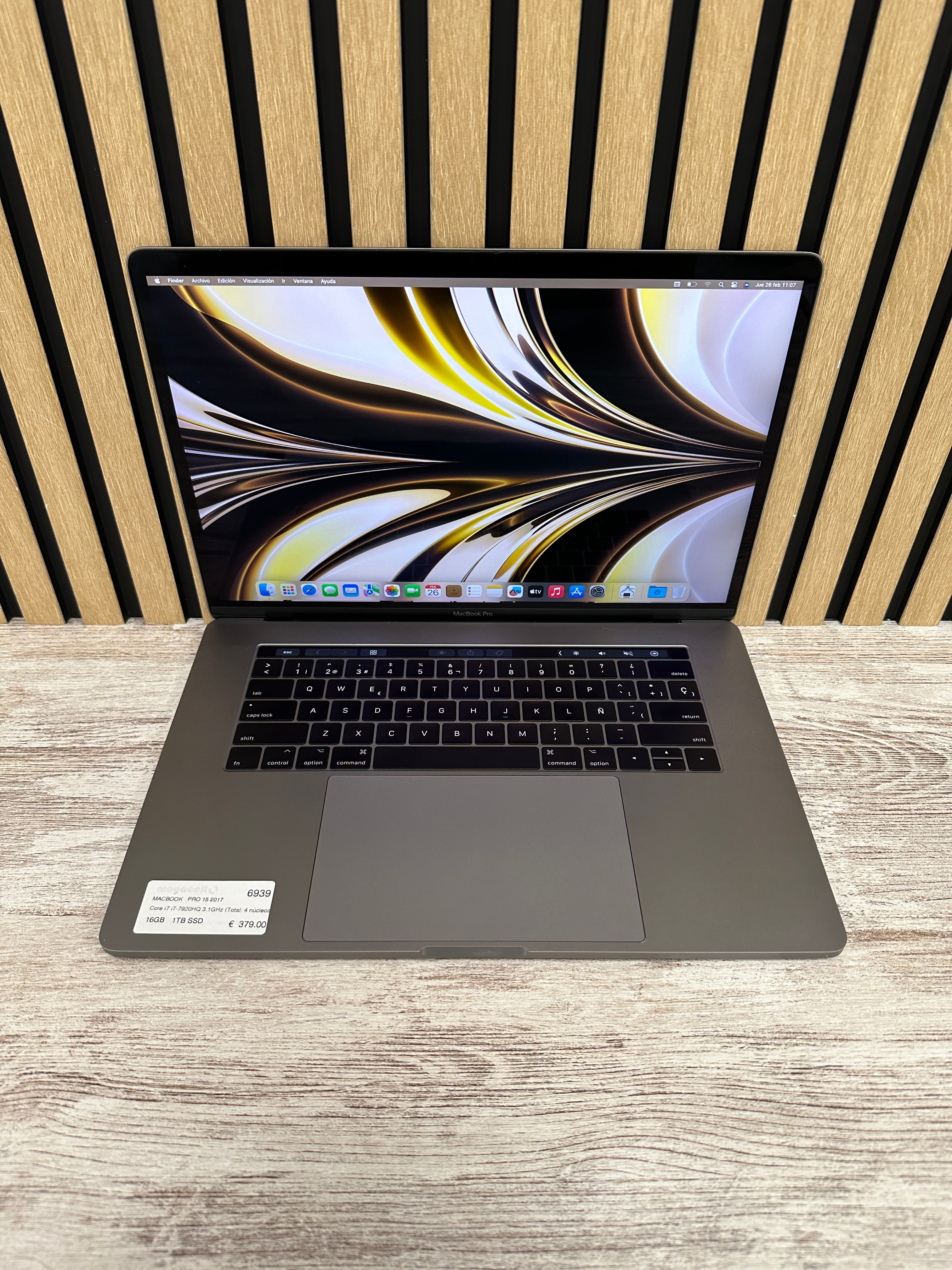 MacBook Pro 15" 2017 i7 16gb 1tb SSD