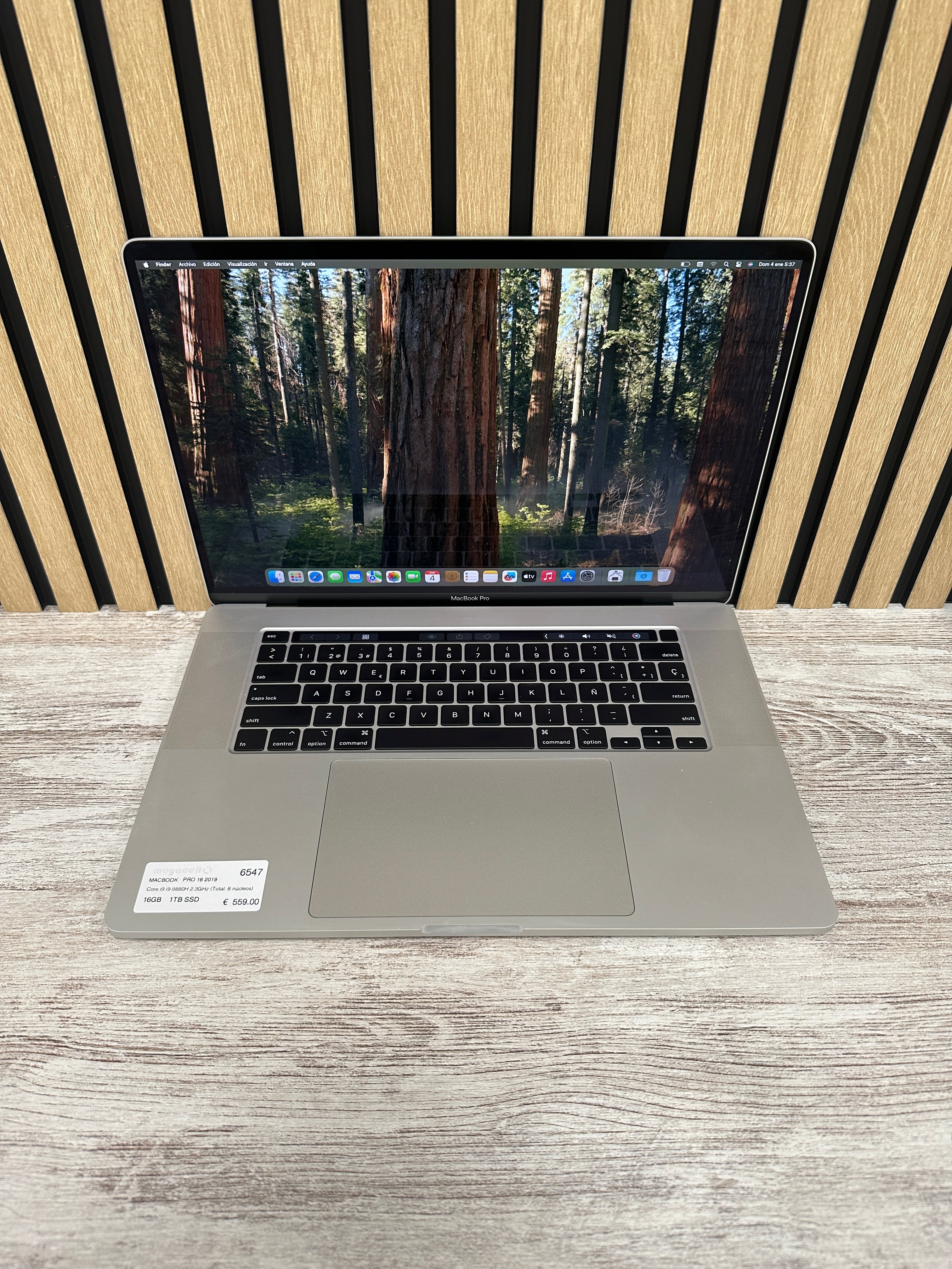 MacBook Pro 16" 2019 i9 16gb 1tb SSD