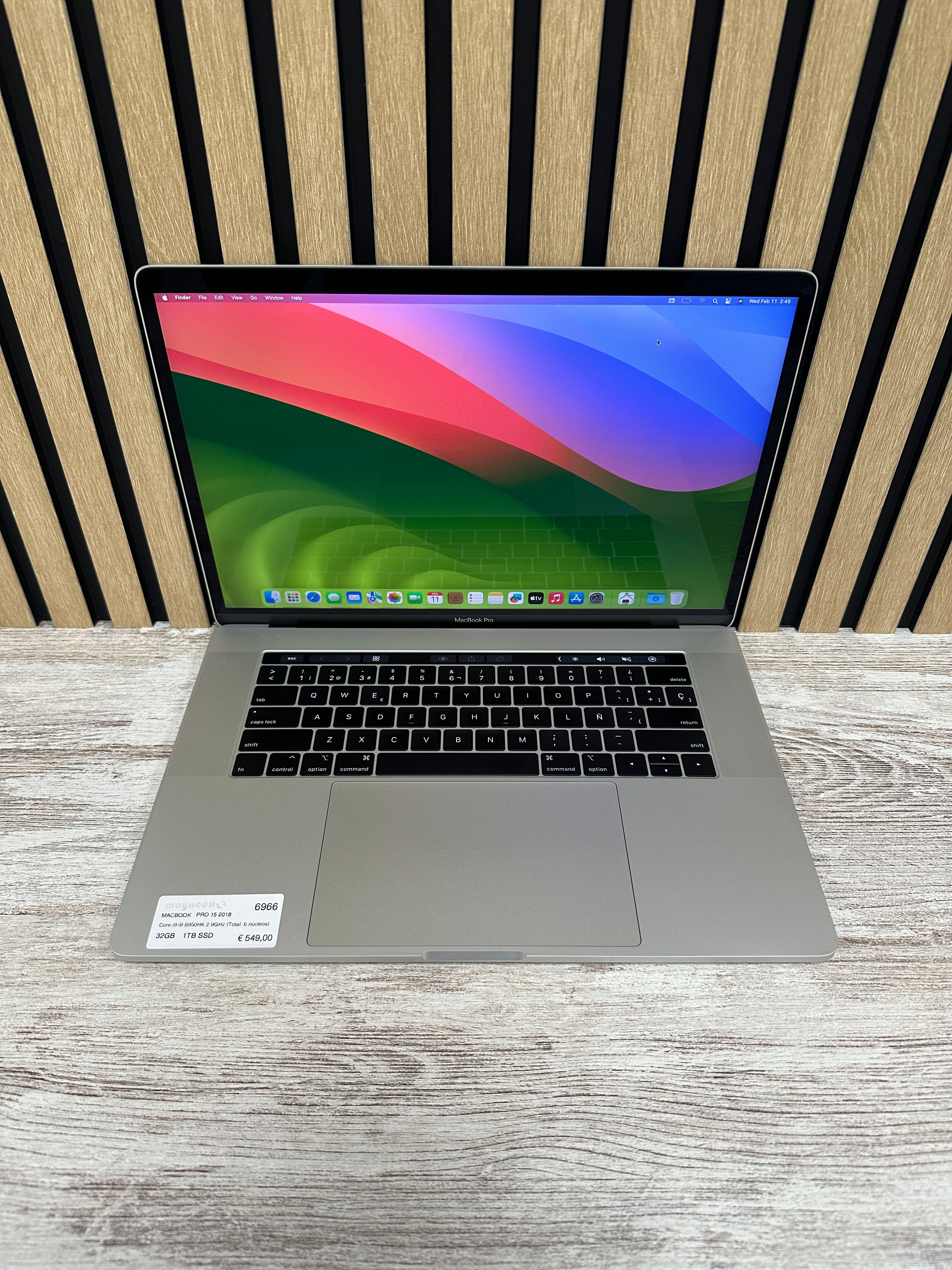 MacBook Pro 15" 2018 i9 32gb 1tb SSD