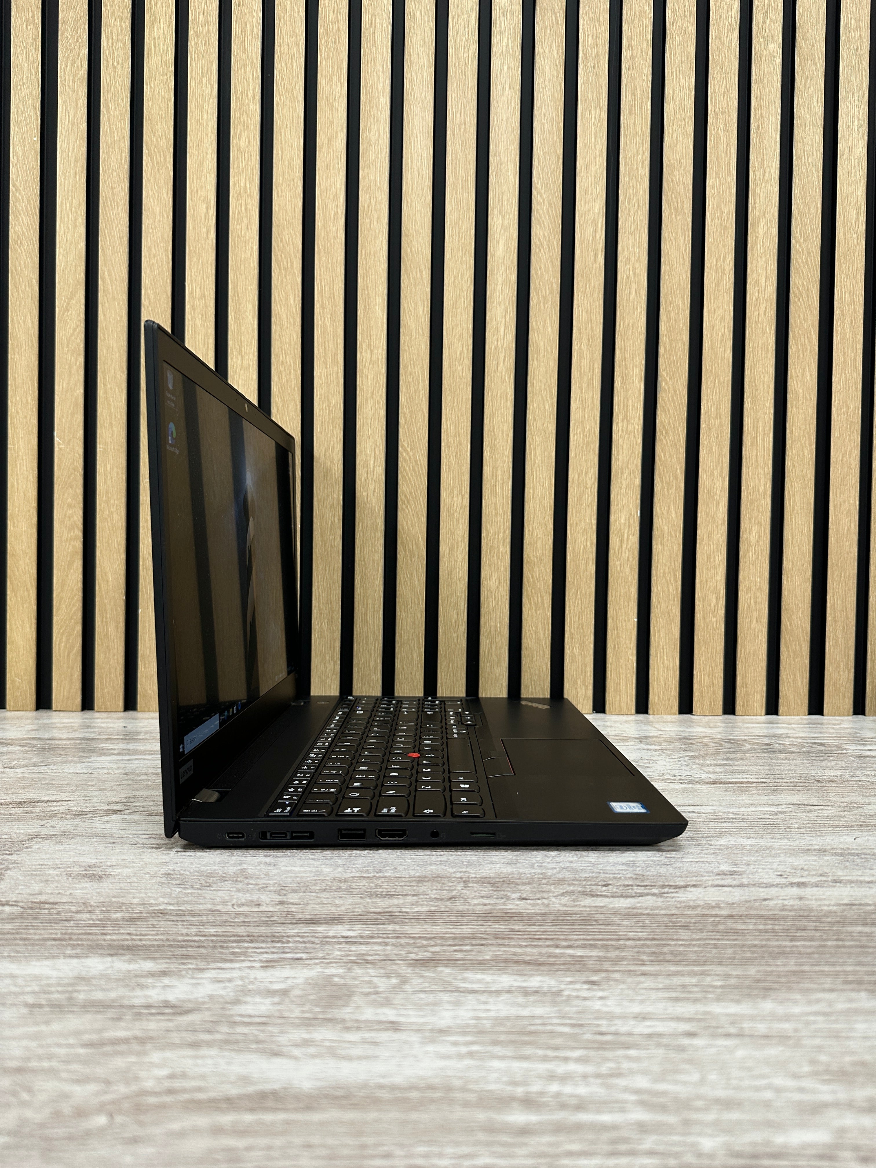 Lenovo Thinkpad T590 i5 8gb 256gb SSD