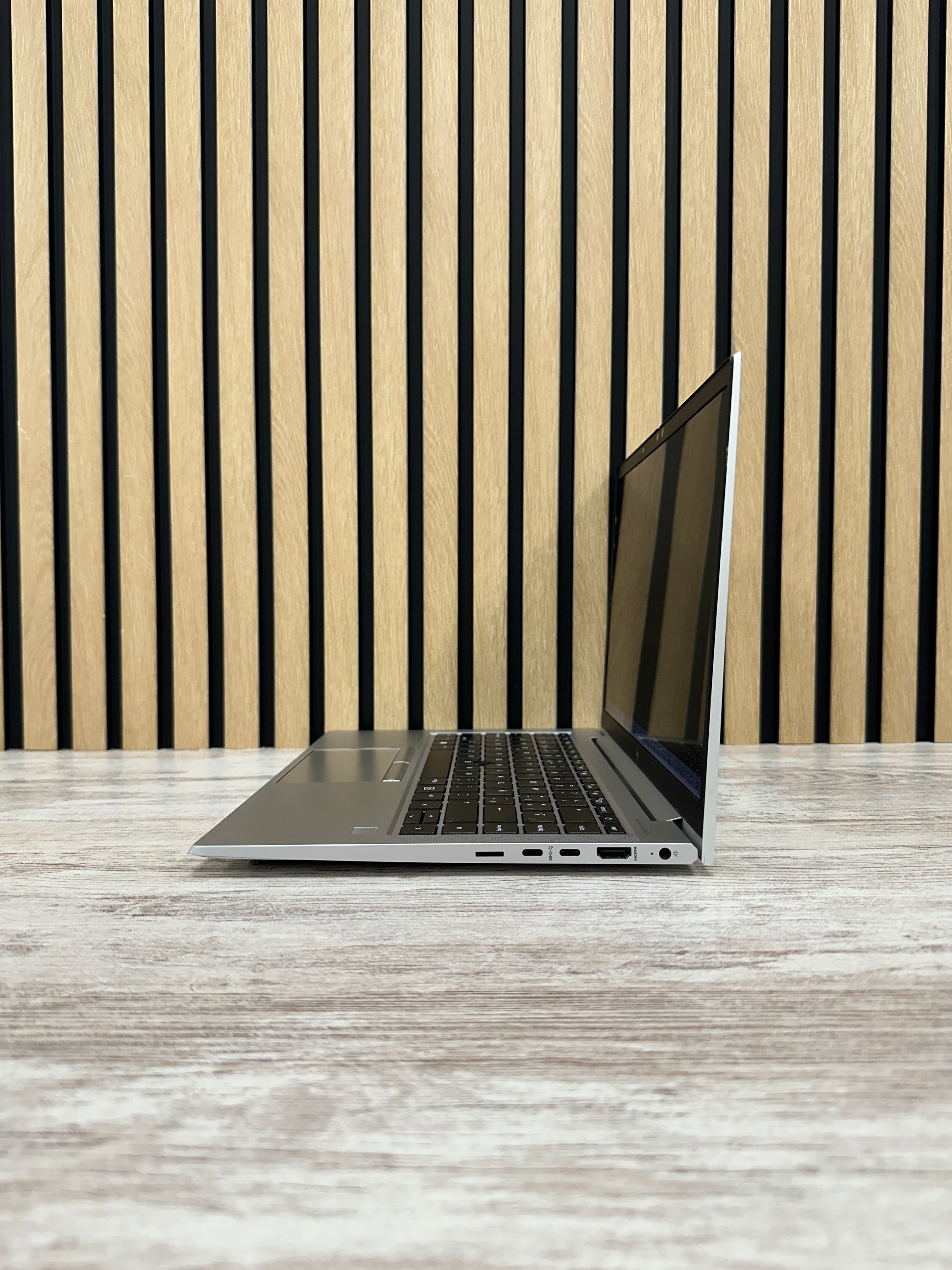 HP EliteBook 845 G7 Ryzen 7 Pro 32gb 512gb SSD - Moyacell