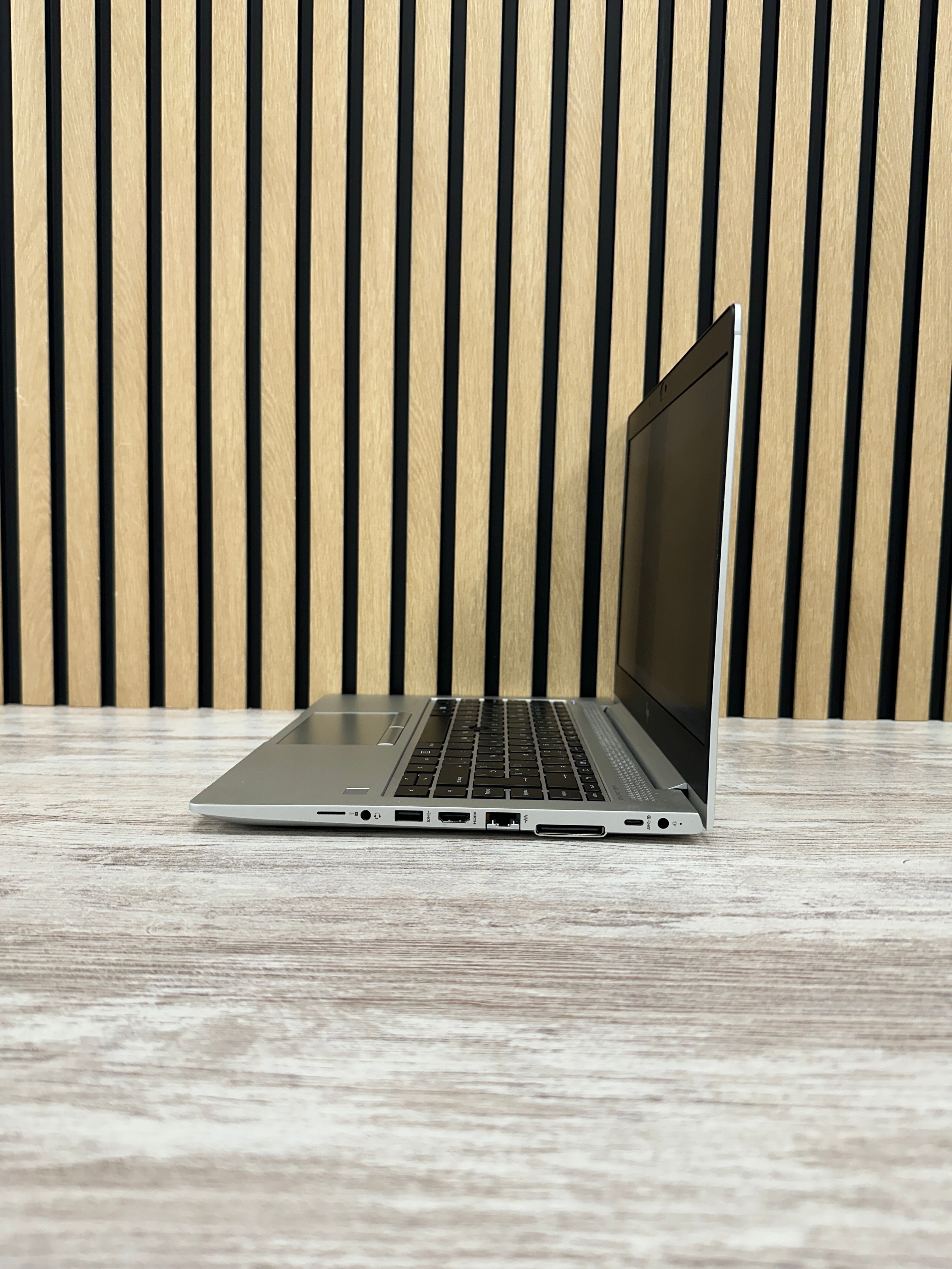 HP EliteBook 745 G5 Ryzen 5 Pro 8gb 256gb SSD - Moyacell