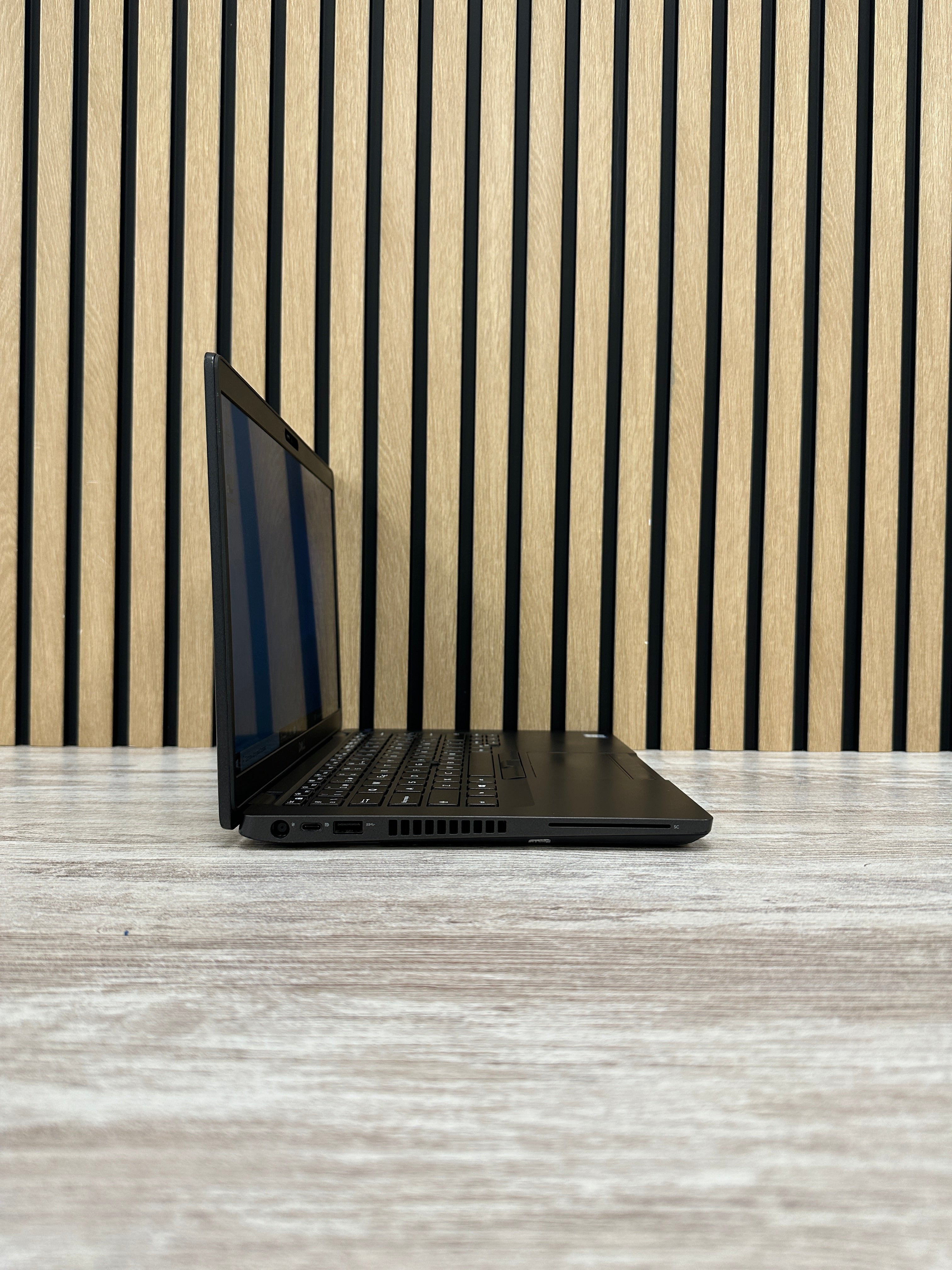 Dell Latitude 5400 i5 16gb 512gb SSD - Moyacell