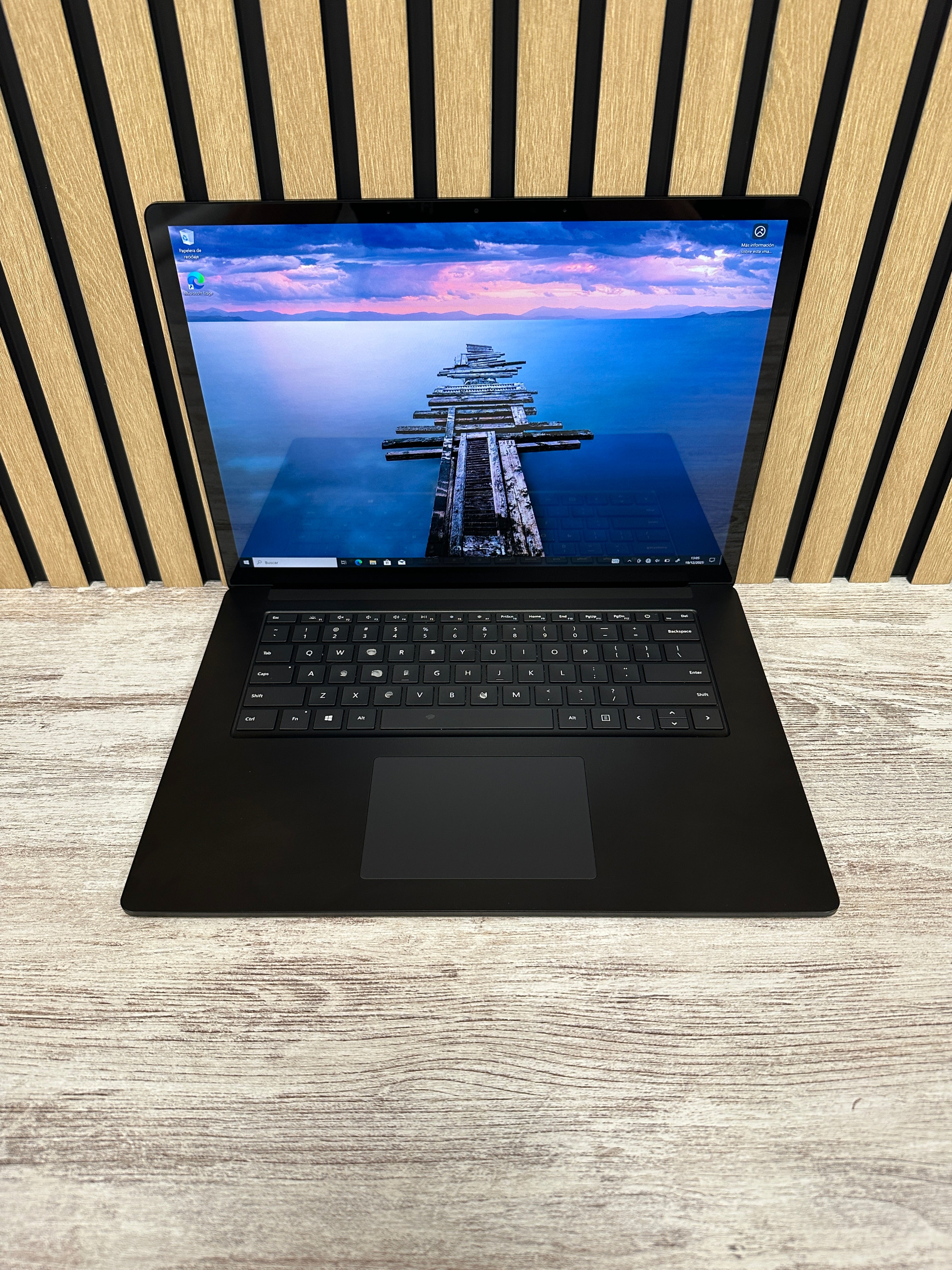 Microsoft Surface Laptop 4 i7 32gb 1tb SSD - Moyacell