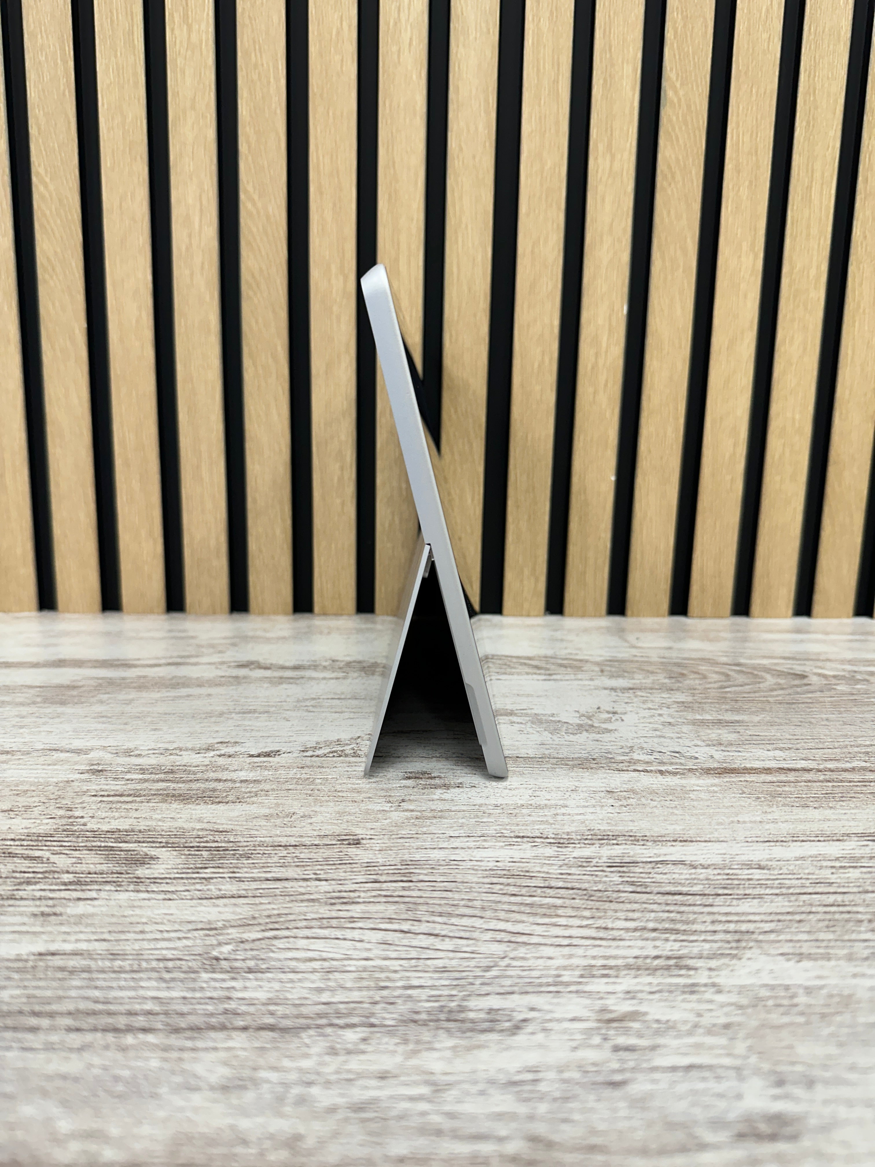 Microsoft Surface GO 2 M3 8gb 128gb SSD - Moyacell