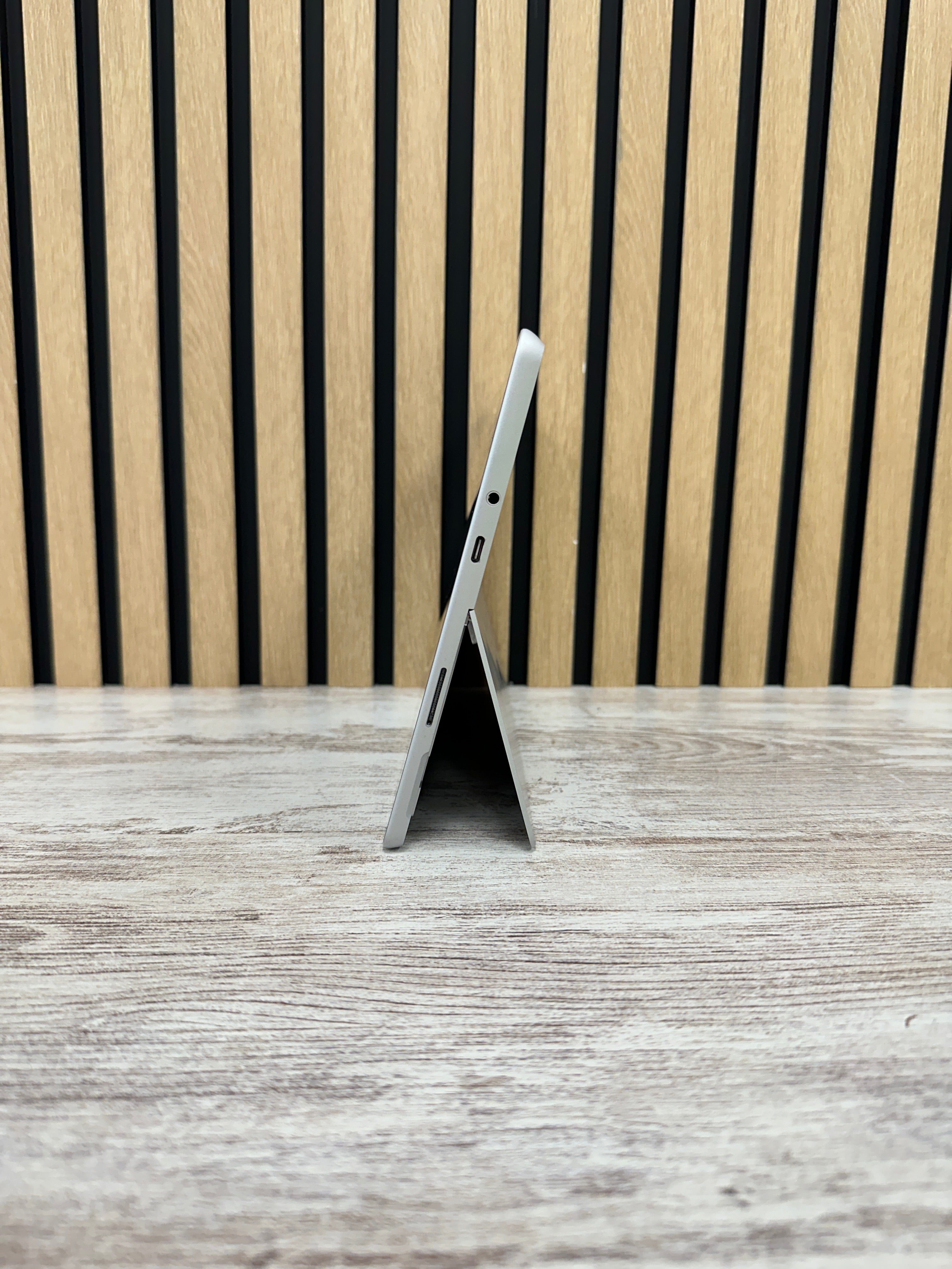 Microsoft Surface GO 2 M3 8gb 128gb SSD - Moyacell