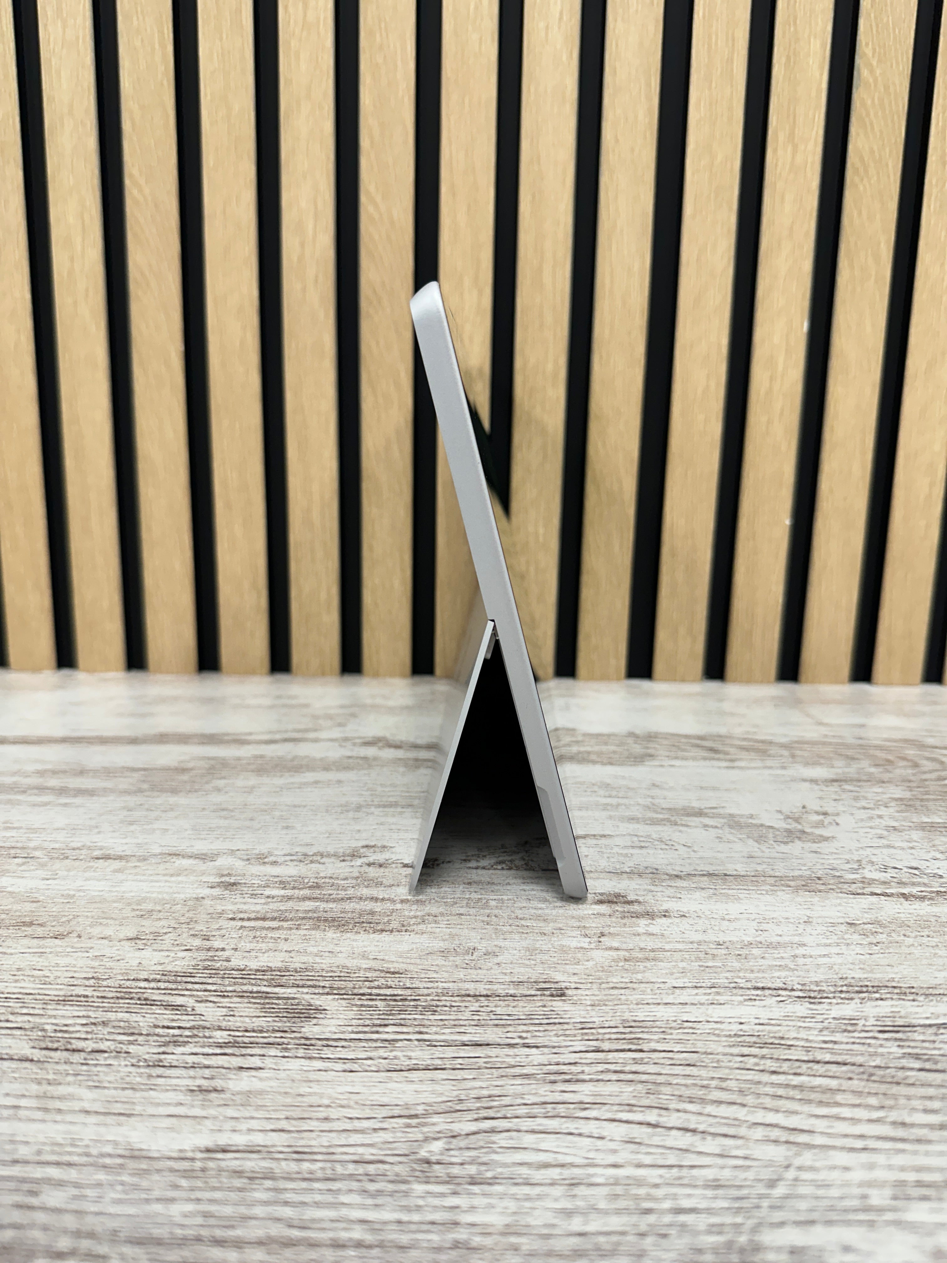 Microsoft Surface GO 2 M3 8gb 128gb SSD - Moyacell