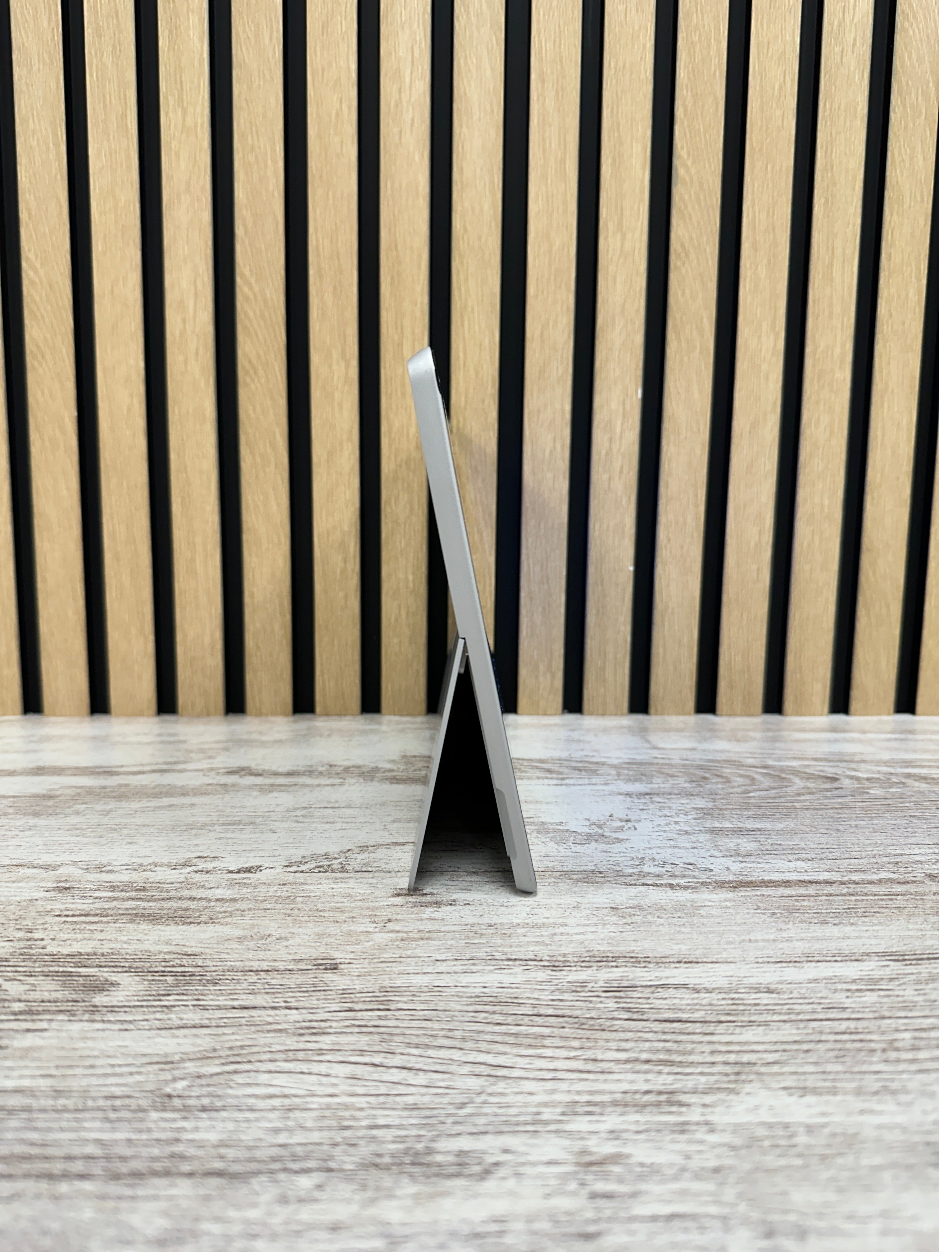 Microsoft Surface GO 2 M3 8gb 128gb SSD - Moyacell