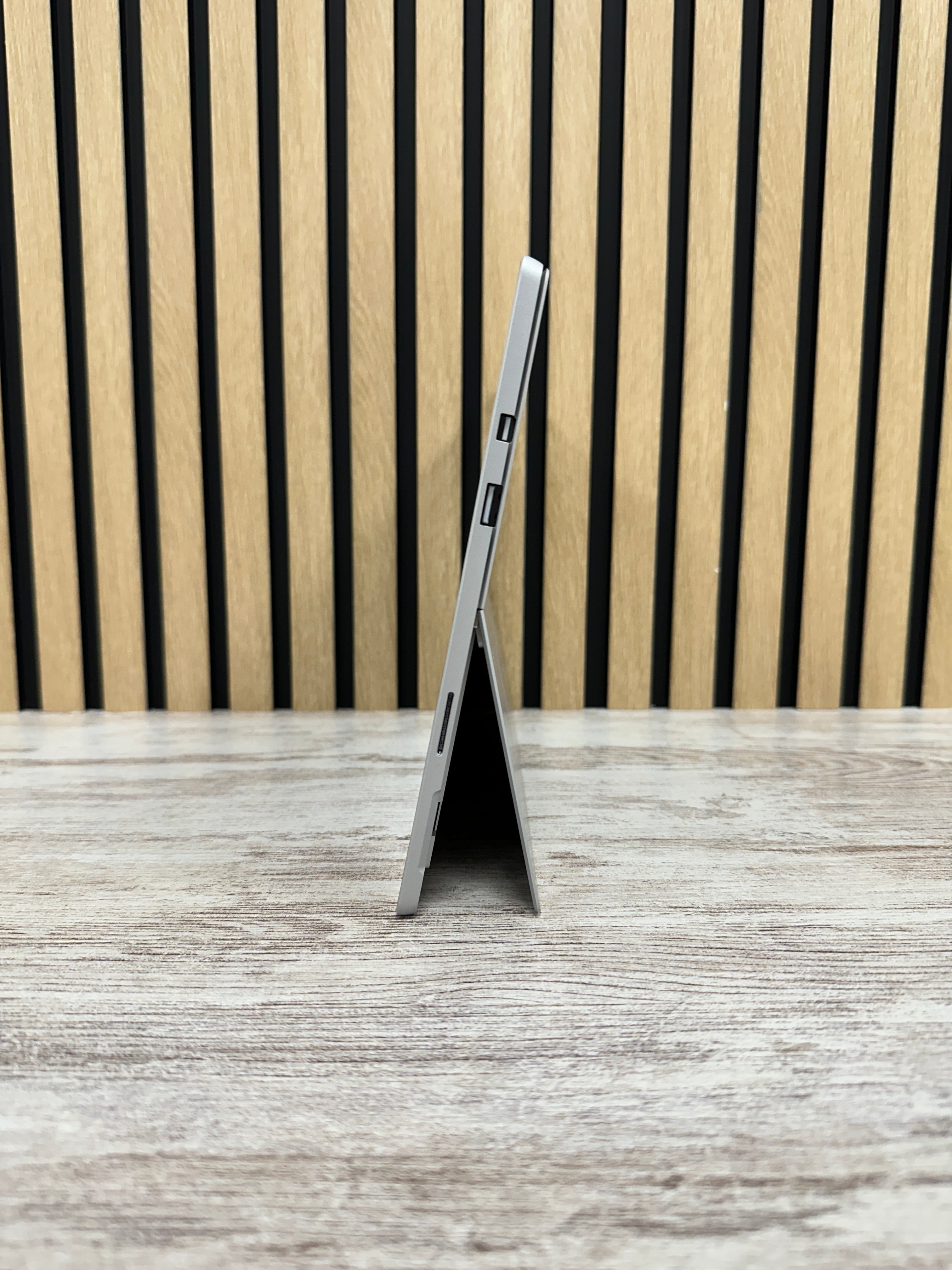 Microsoft Corp Surface Pro 6 i5 8gb 128gb SSD