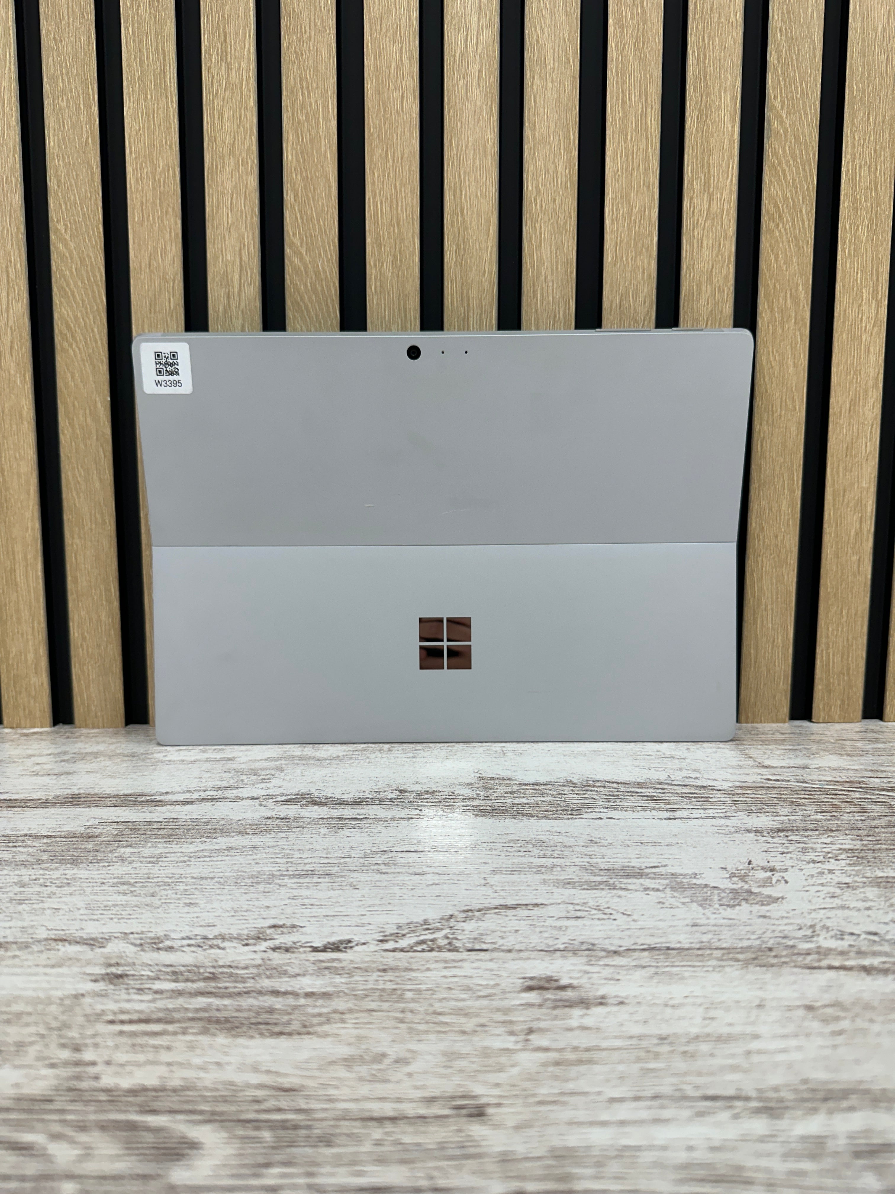 Microsoft Surface Pro 4 i5 8gb 256gb SSD - Moyacell