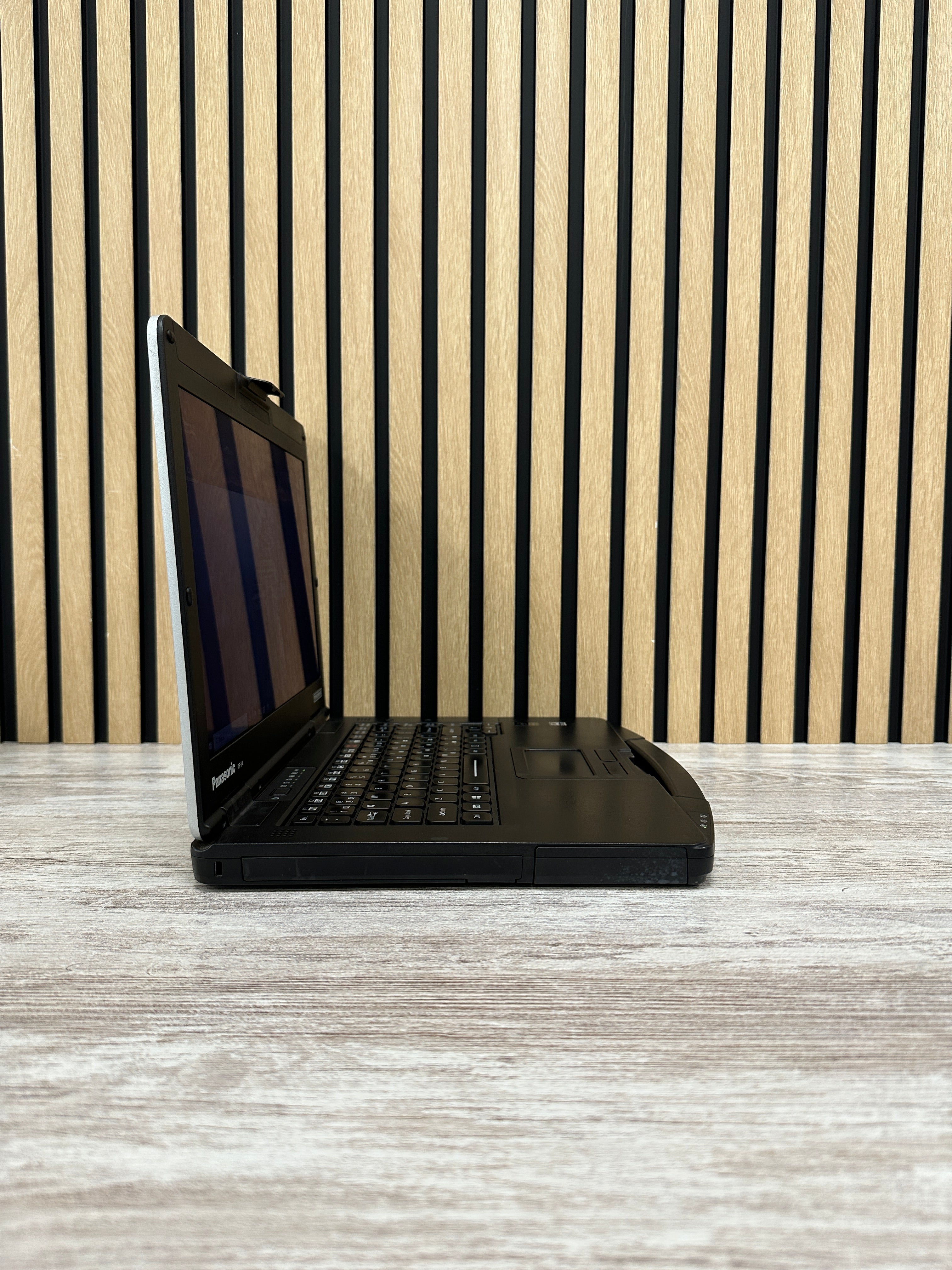 Panasonic ToughBook CF-54 i5 4gb 500gb HDD - Moyacell