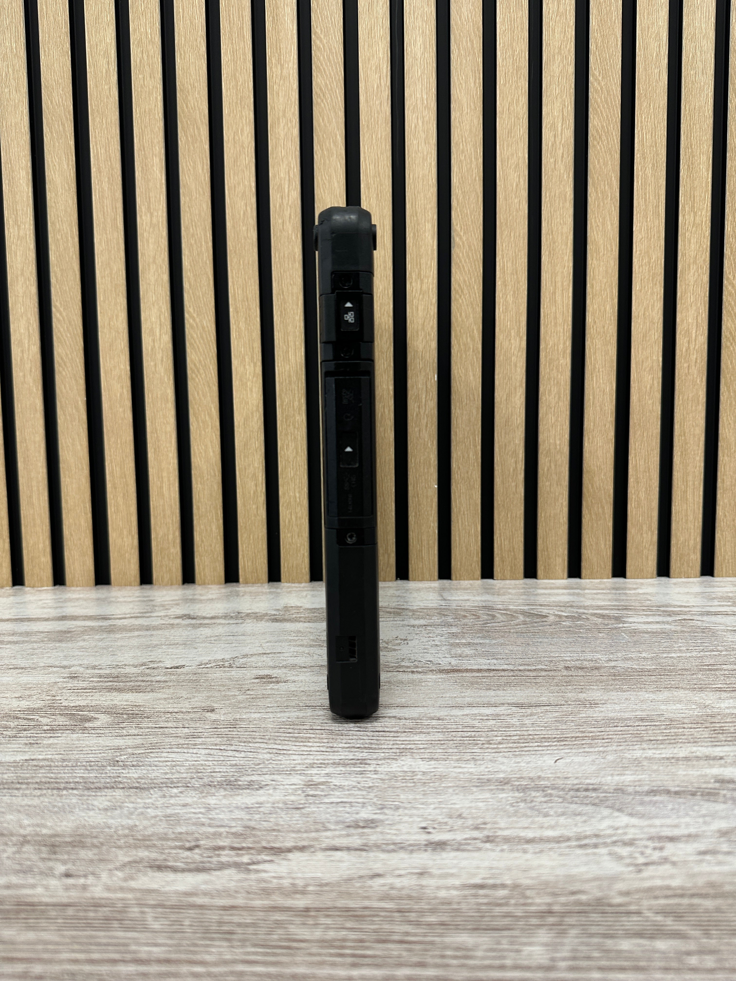 Panasonic ToughBook CF-33 i5 16gb 512gb SSD - Moyacell