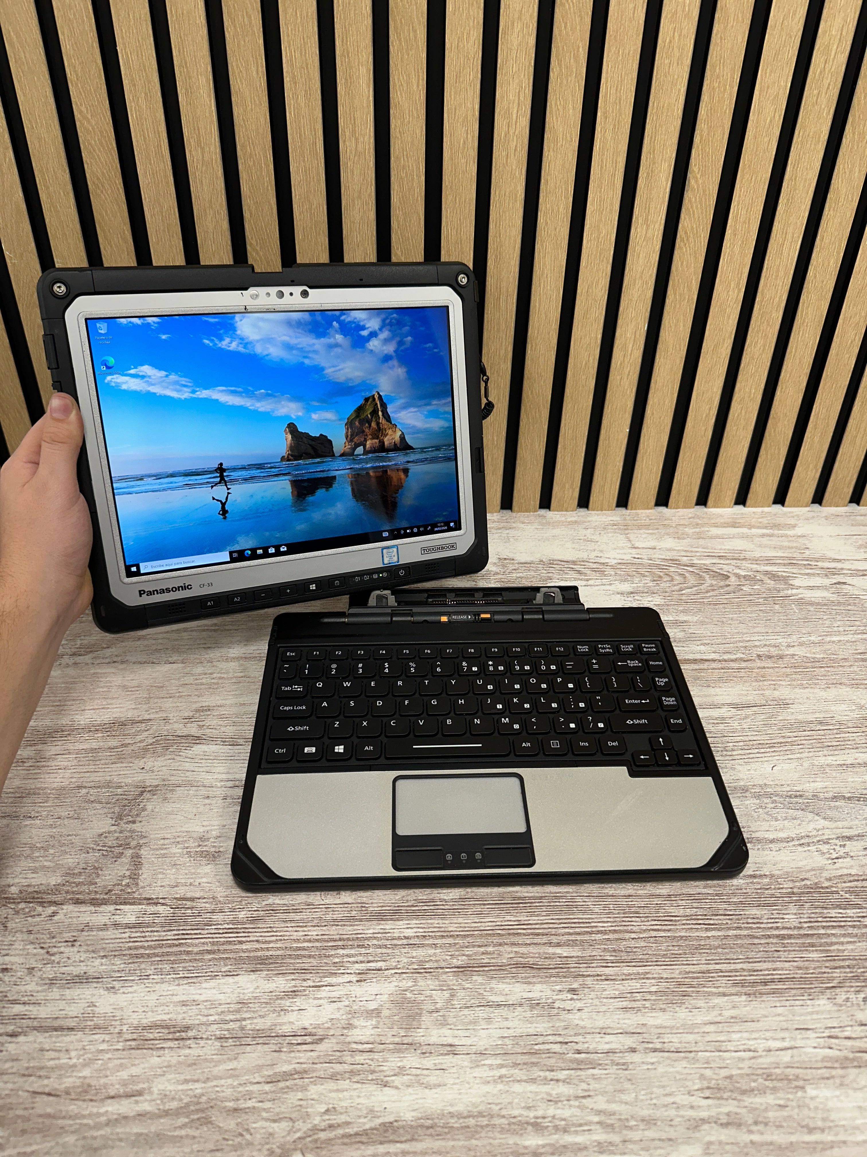 Panasonic ToughBook CF-33 i5 8gb 256gb SSD - Moyacell