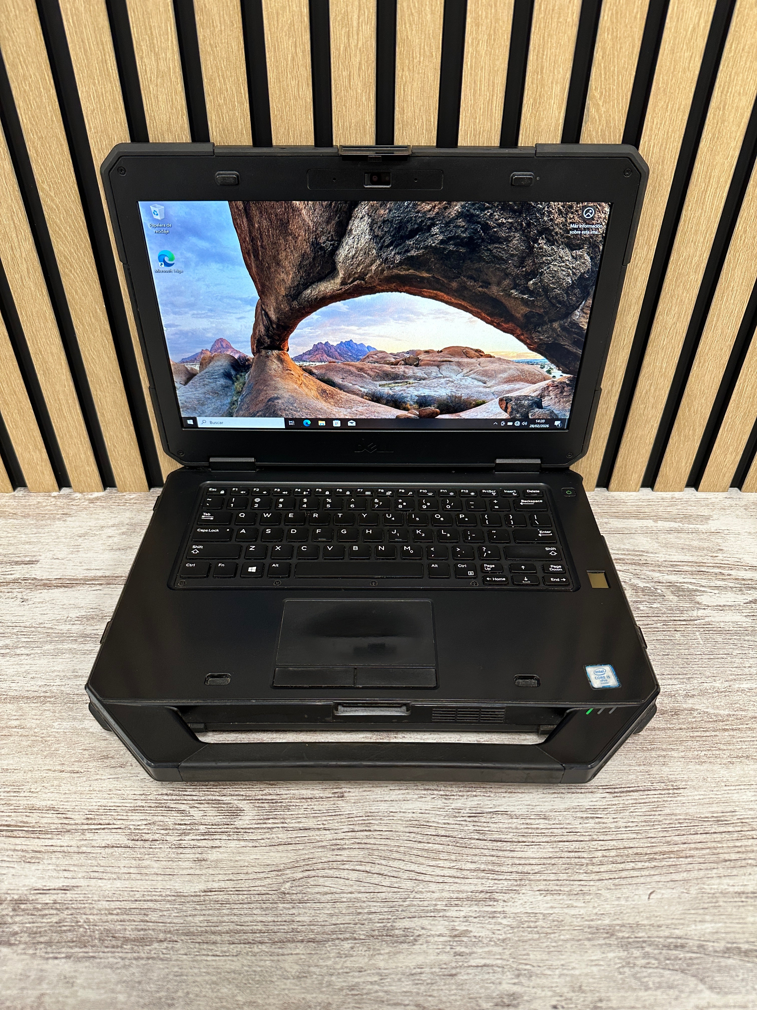 Dell Latitude 5414 Rugged i5 8gb 256gb SSD