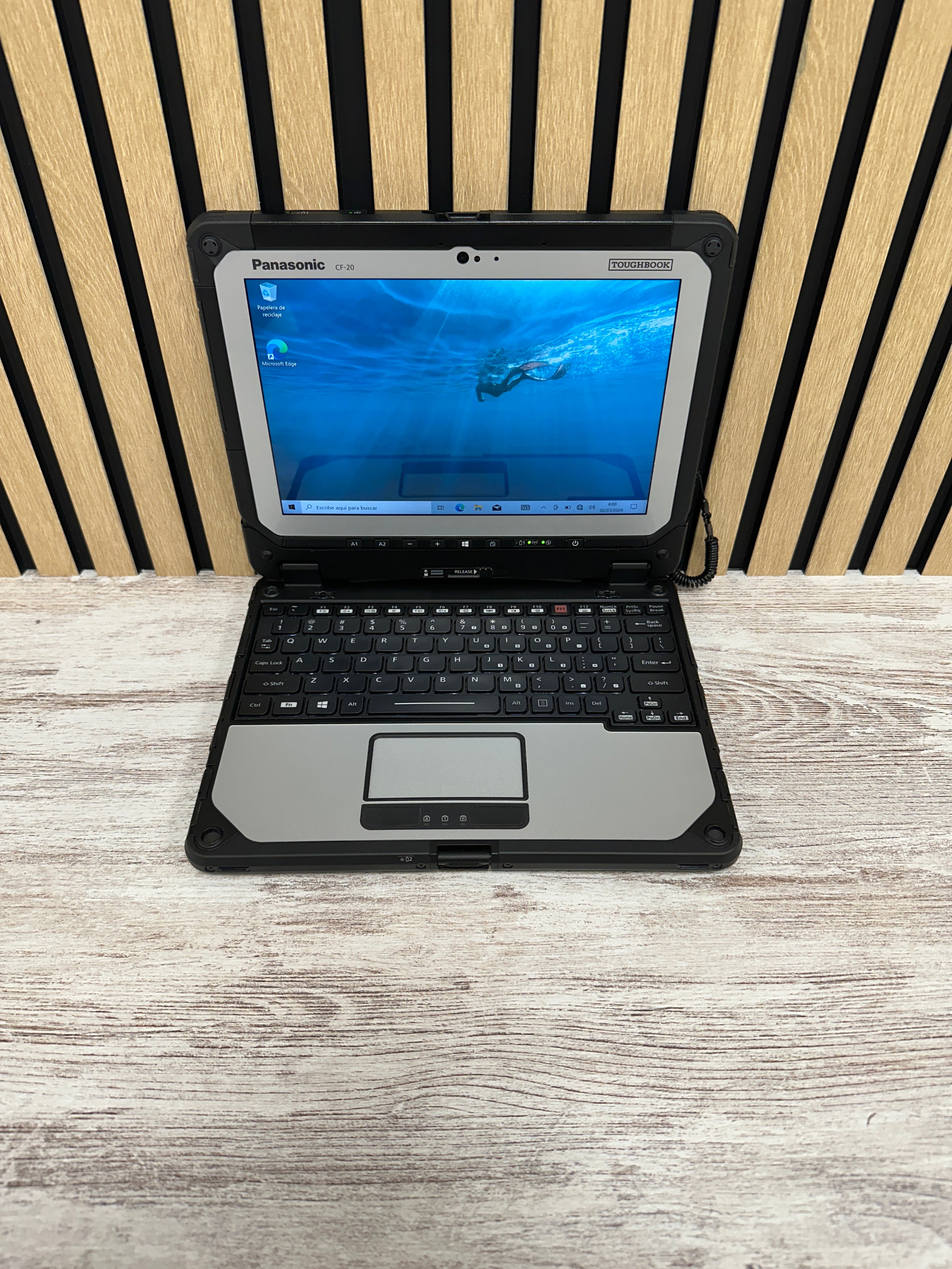 Panasonic ToughBook CF-20 M5 8gb 256gb SSD - Moyacell
