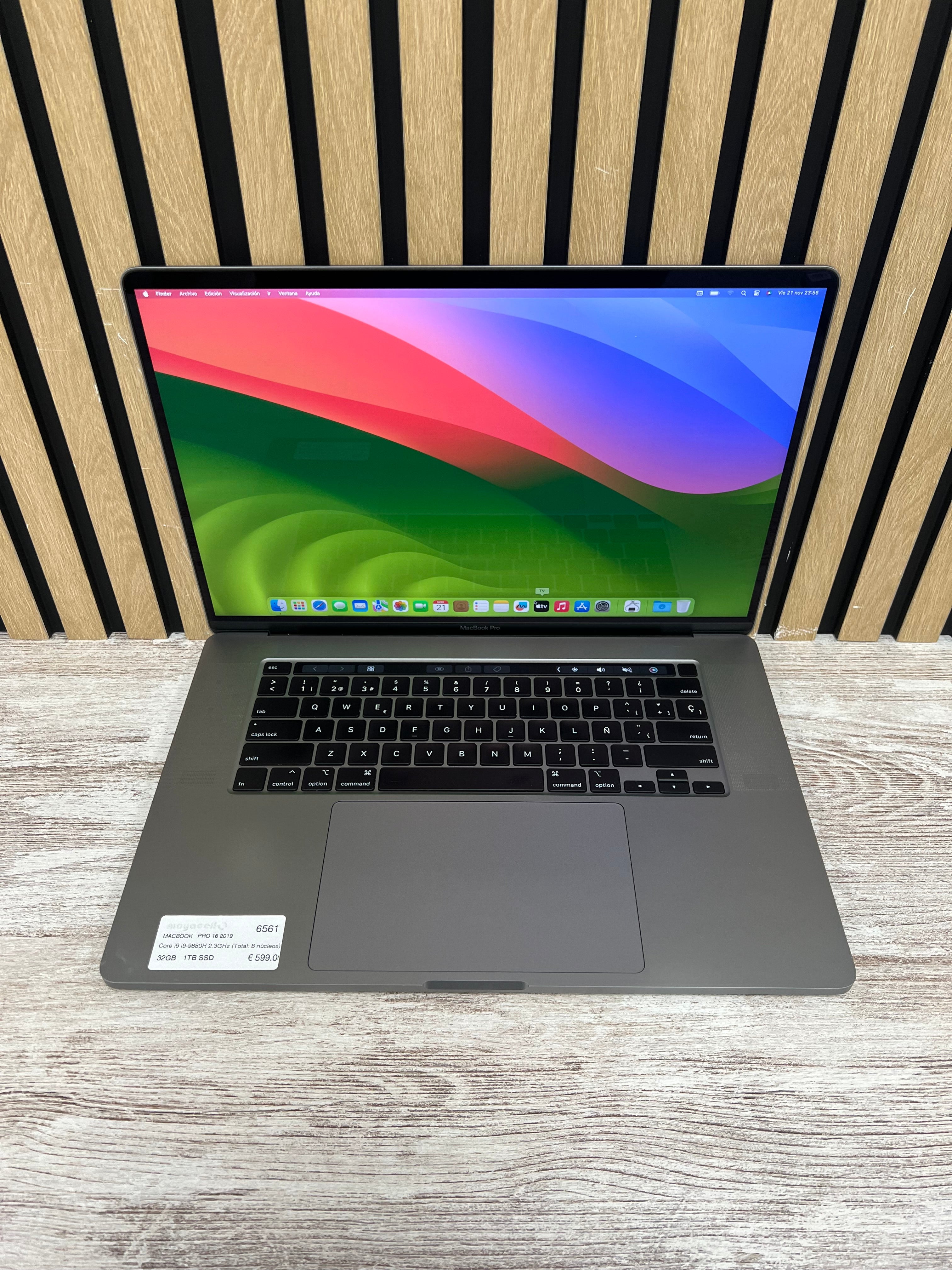 MacBook Pro 16" 2019 i9 32gb 1tb SSD