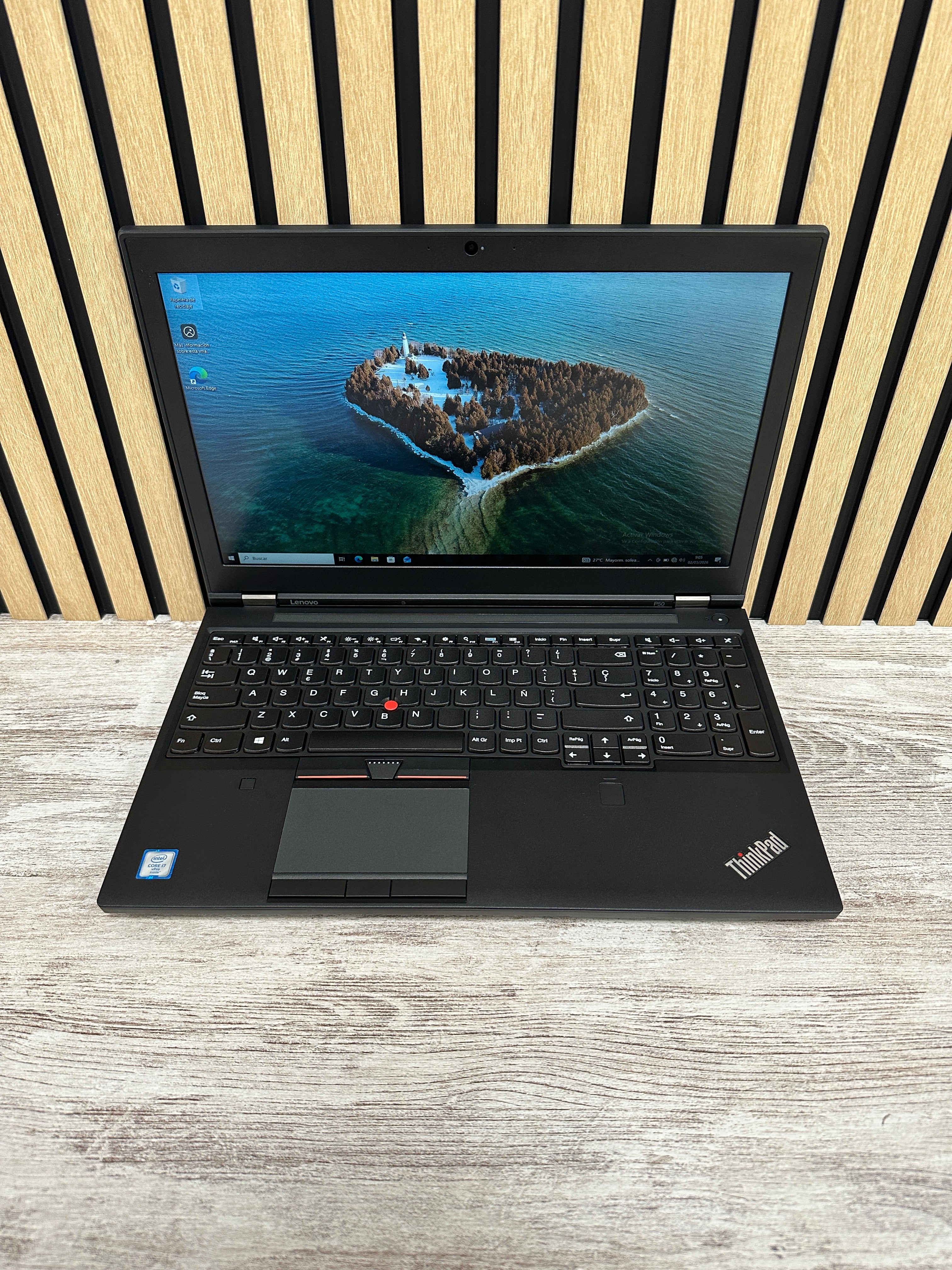Lenovo Thinkpad P50 i7 8gb 256gb SSD