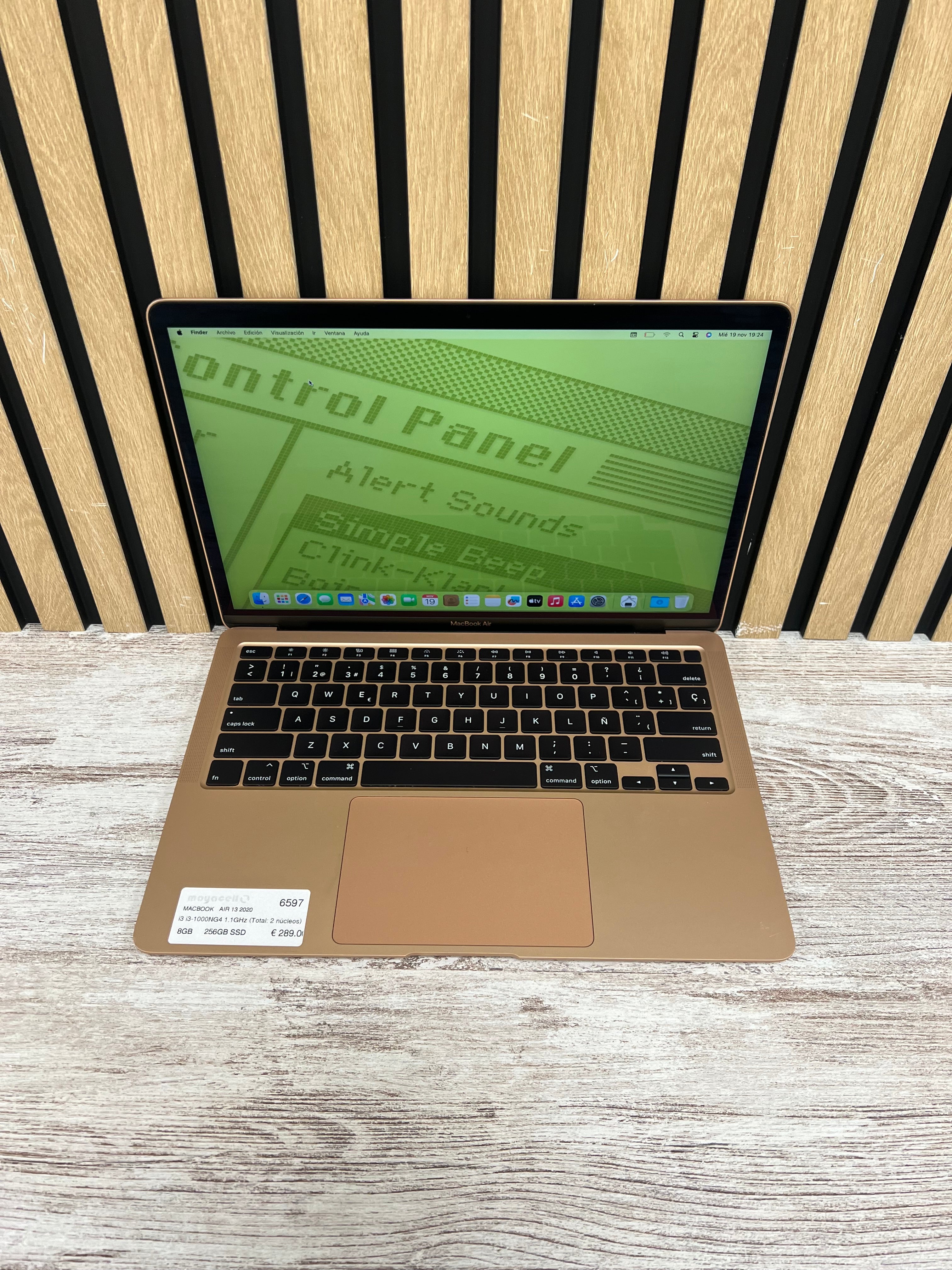 MacBook Air 13" 2020 i3 8gb 256gb SSD