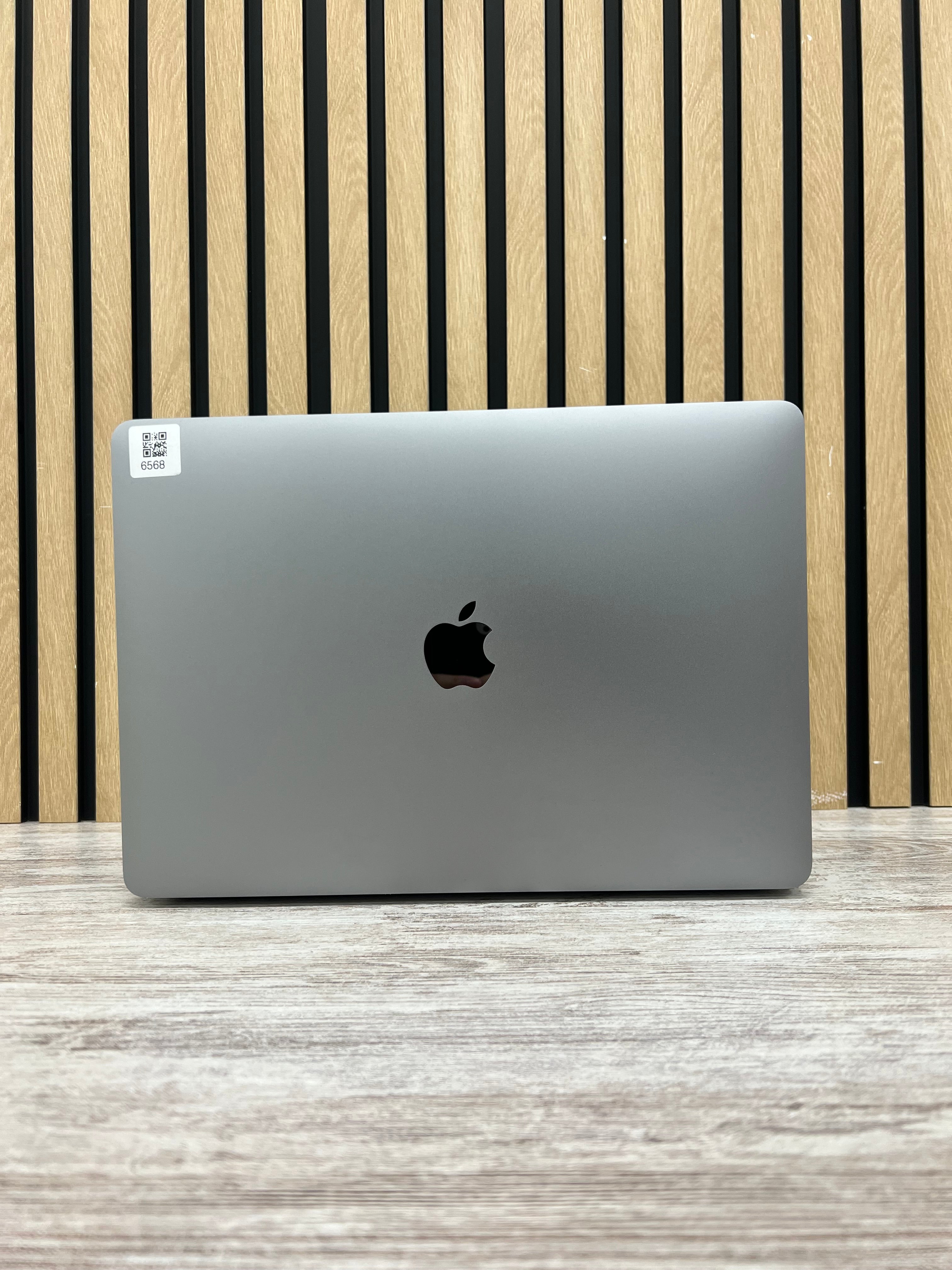 MacBook Pro 13" 2020 M1 16gb 256gb SSD