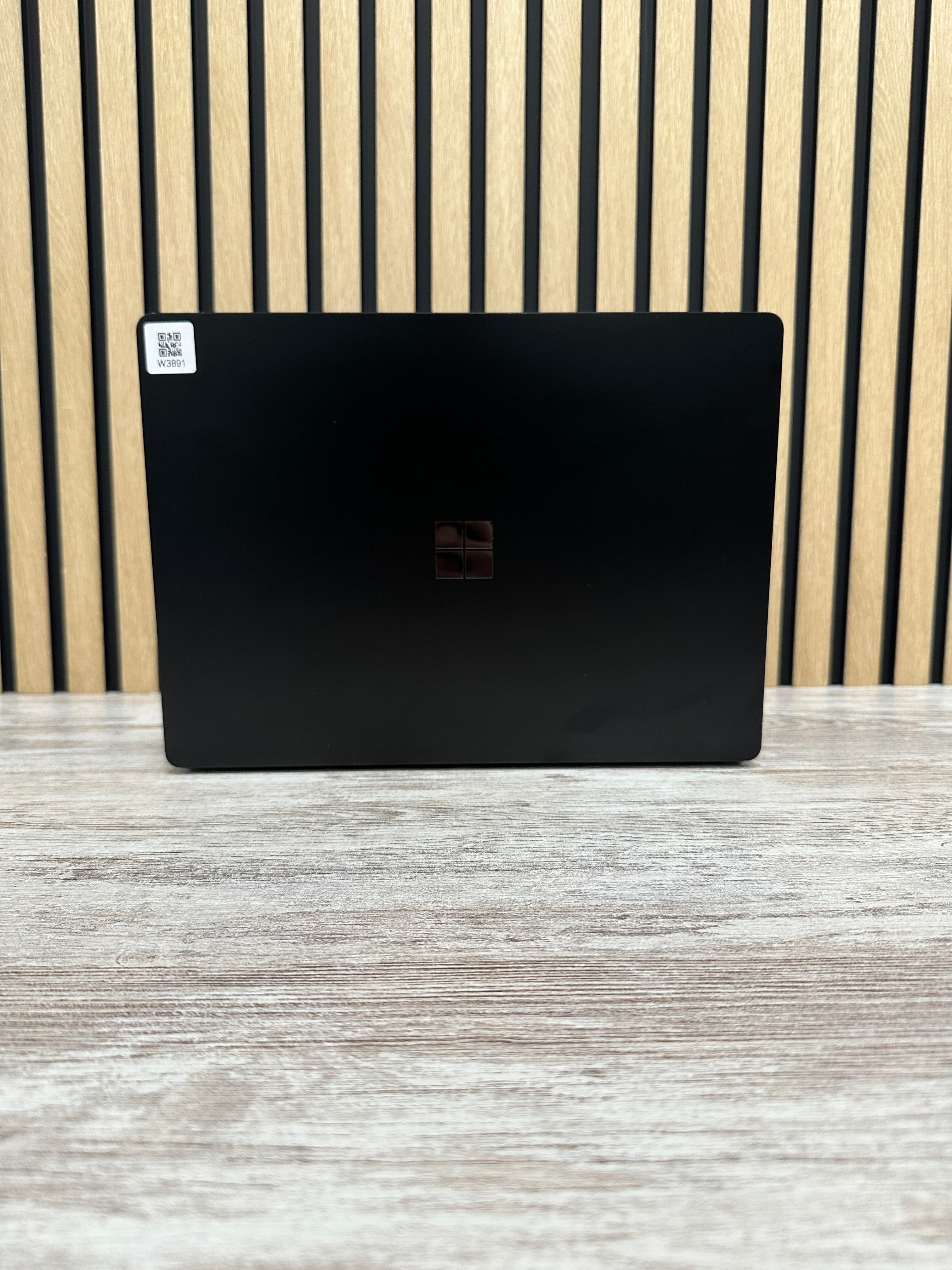 Microsoft Corp Surface Laptop 4 Ryzen 5 16gb 256gb SSD