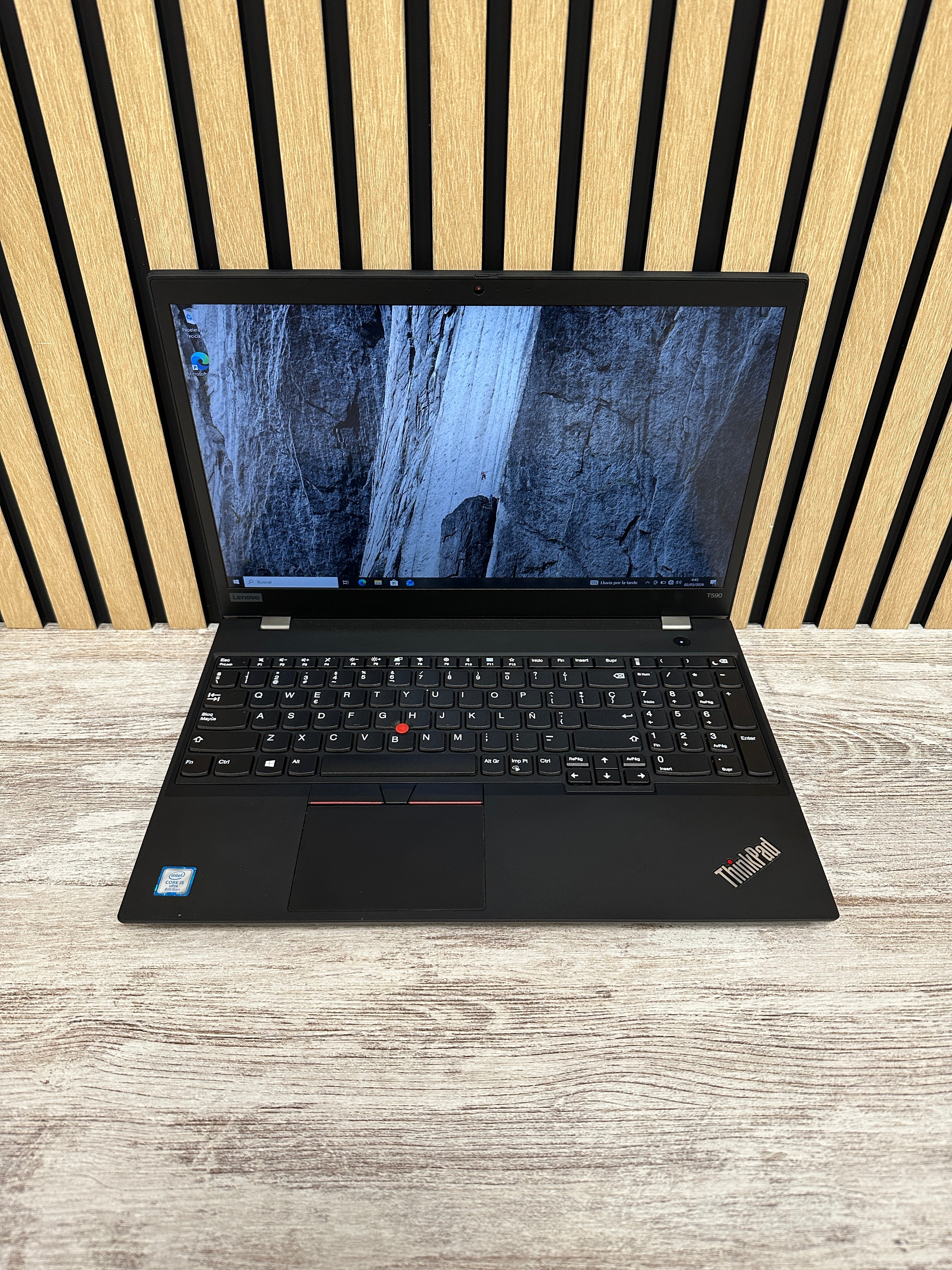 Lenovo Thinkpad T590 i5 8gb 256gb SSD