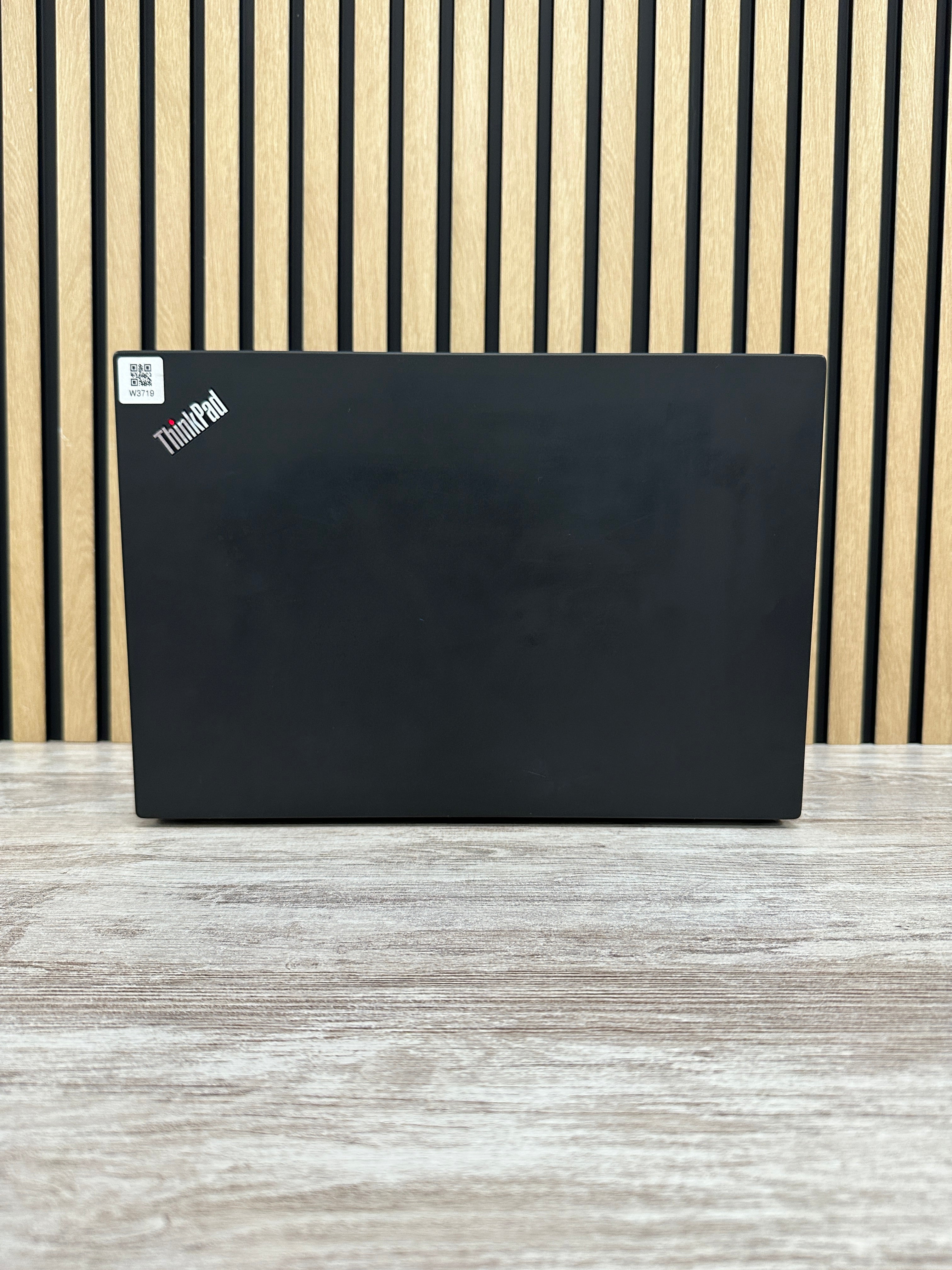 Lenovo Thinkpad T590 i5 8gb 256gb SSD