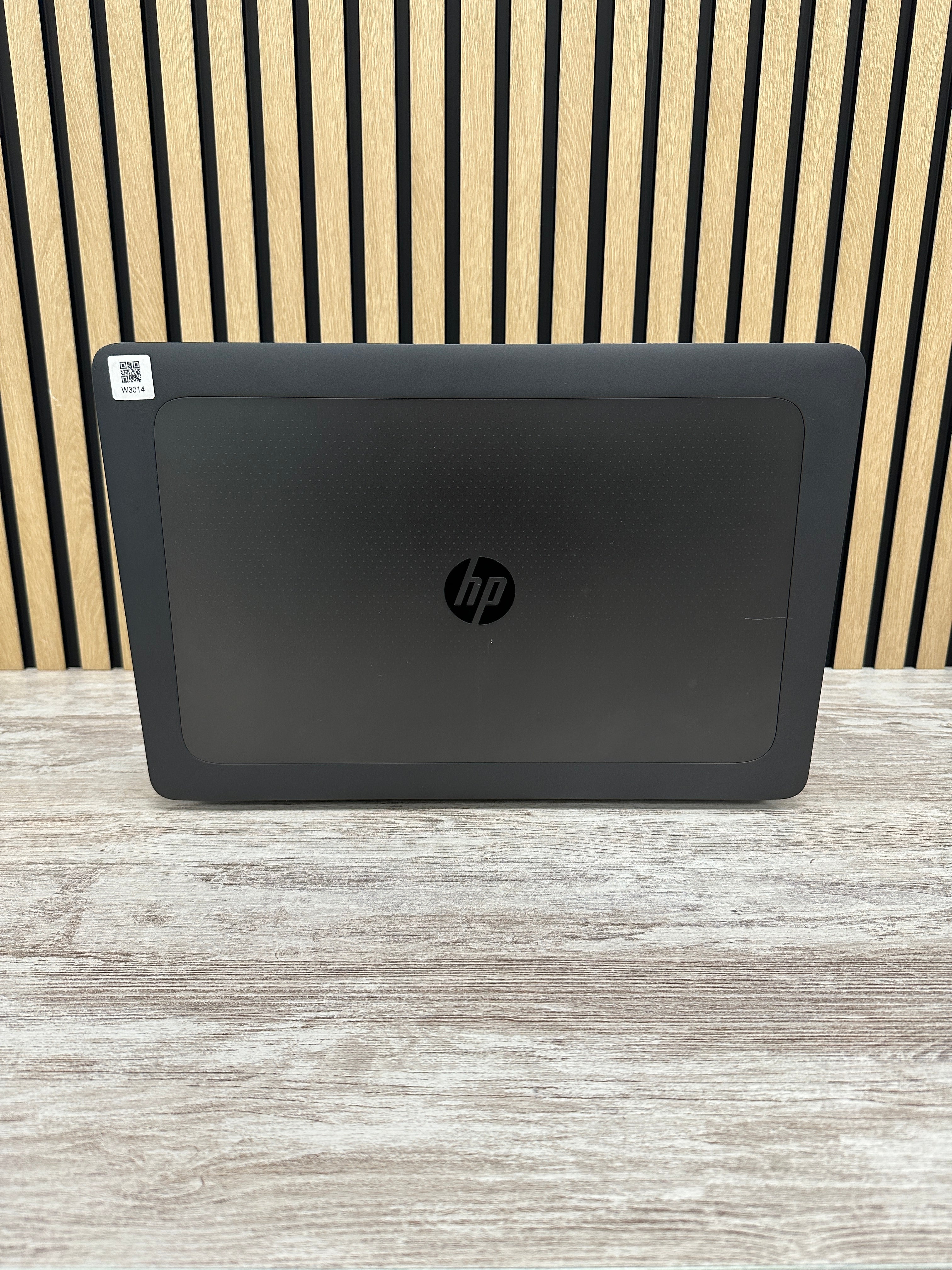 HP ZBOOK 17 G3 XEON E3 64gb 1tb SSD - Moyacell