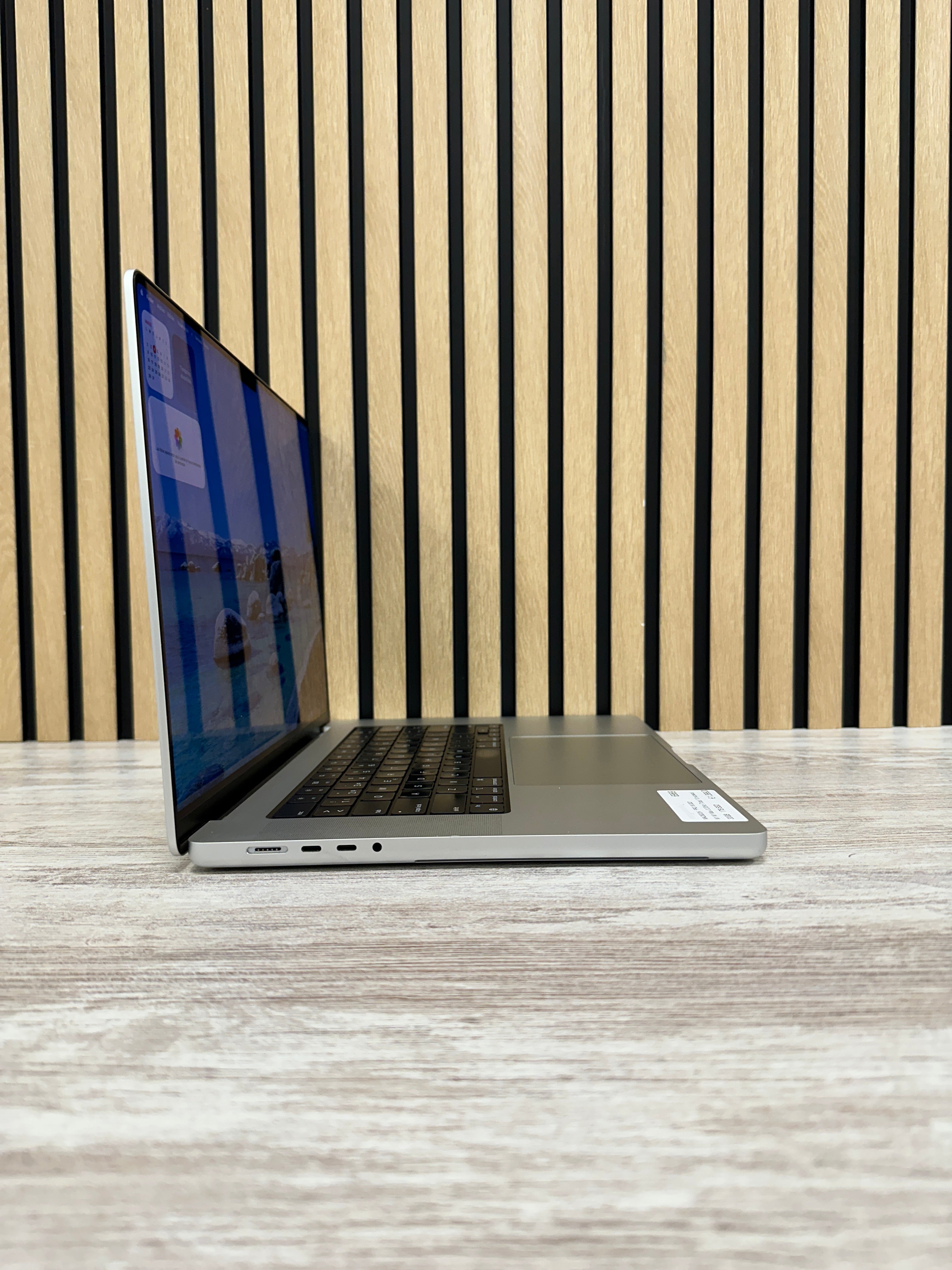 MacBook Pro 16" 2021 M1 MAX 32gb 1tb SSD - Moyacell