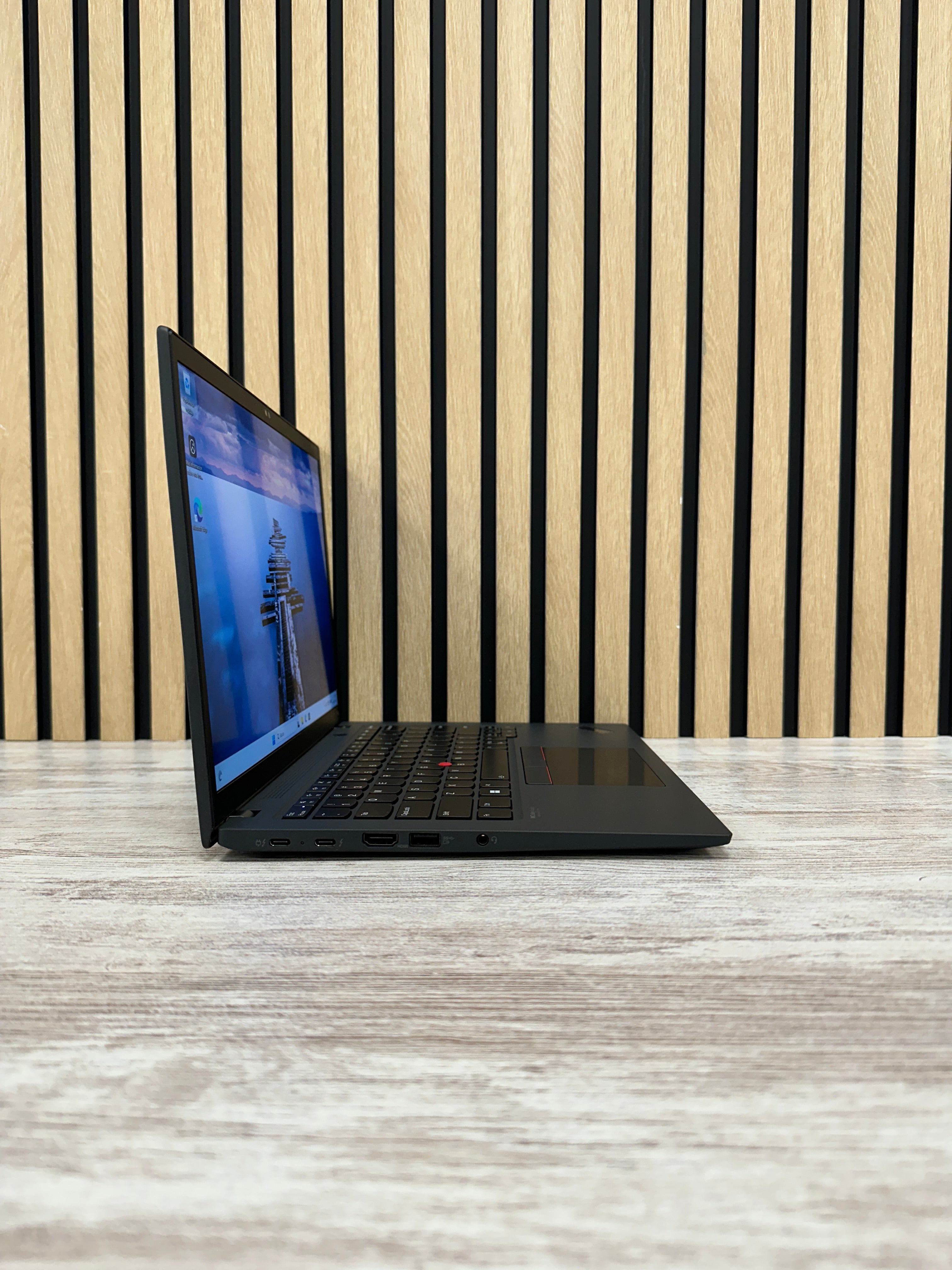 Lenovo Thinkpad T14S i7 32gb 512gb SSD