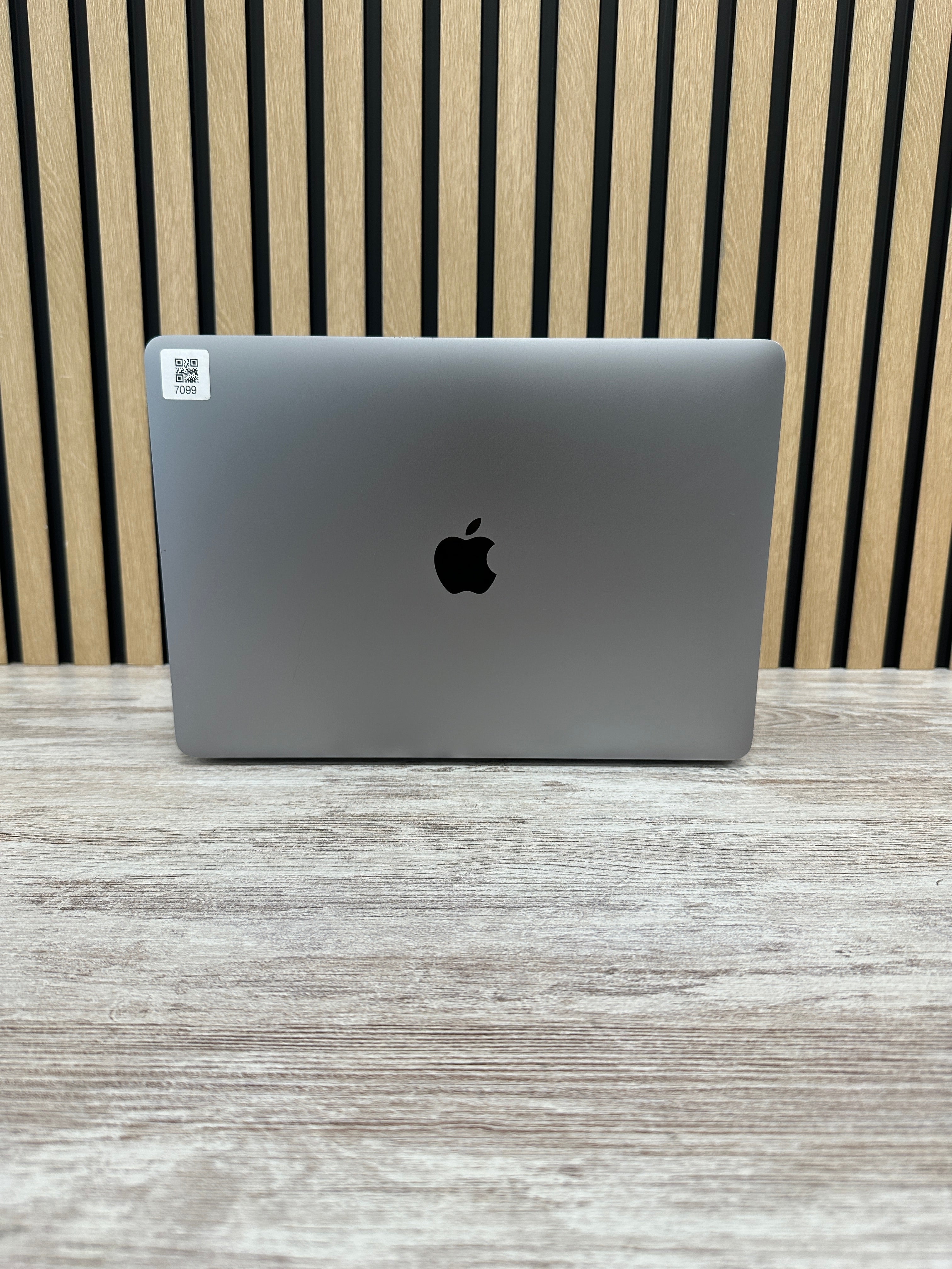 MacBook Pro 13" 2020 TB i5 16gb 512gb SSD - Moyacell